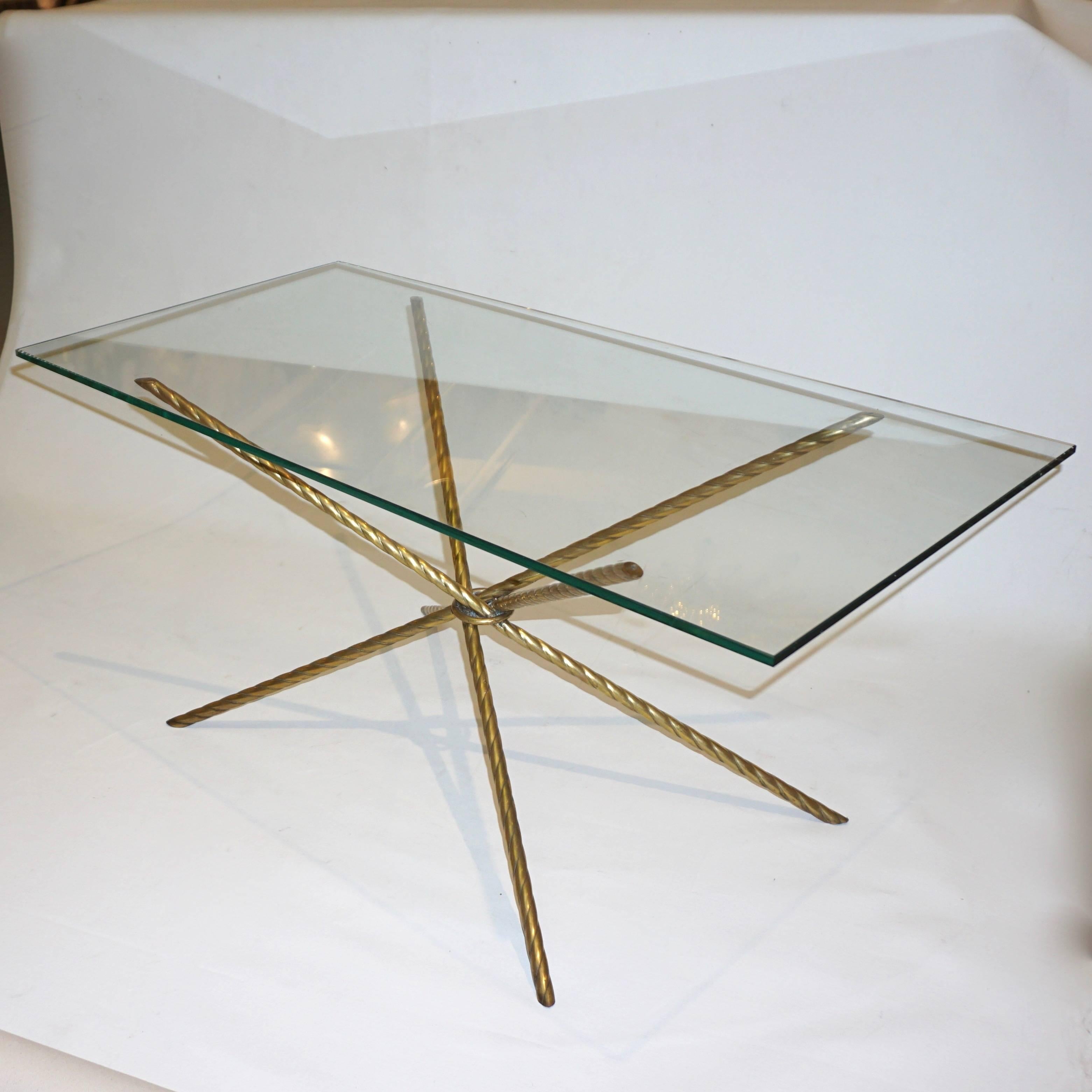 1980s Italian Twisted Rope Gold Brass and Glass Rectangular Coffee or Sofa Table In Excellent Condition In New York, NY