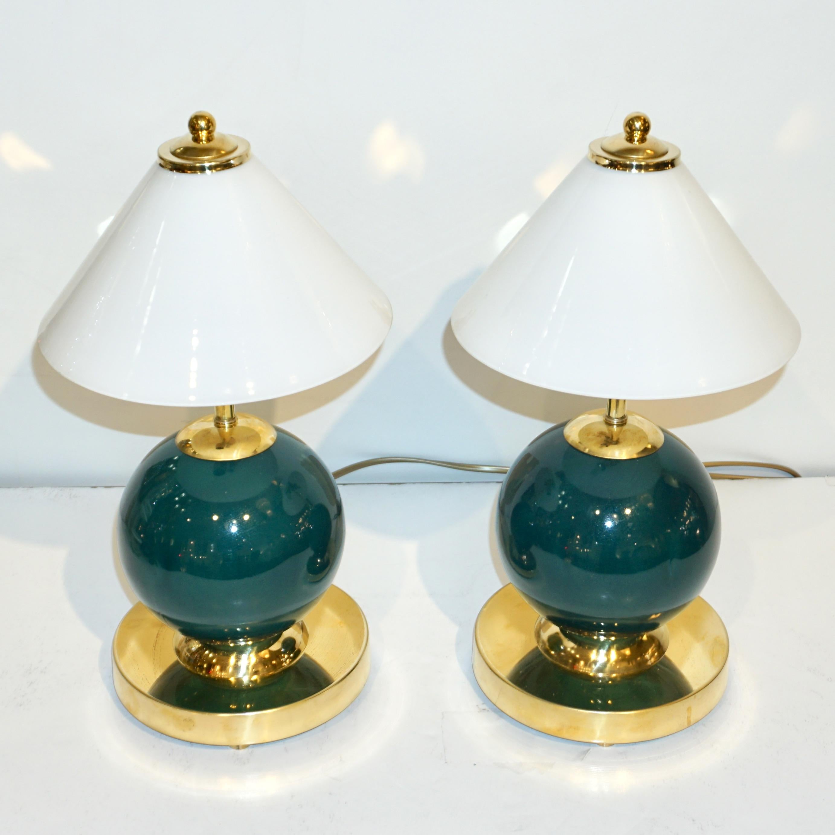 1980s Italian Vintage White & Jade Green Murano Glass Brass Desk / Table Lamps 1