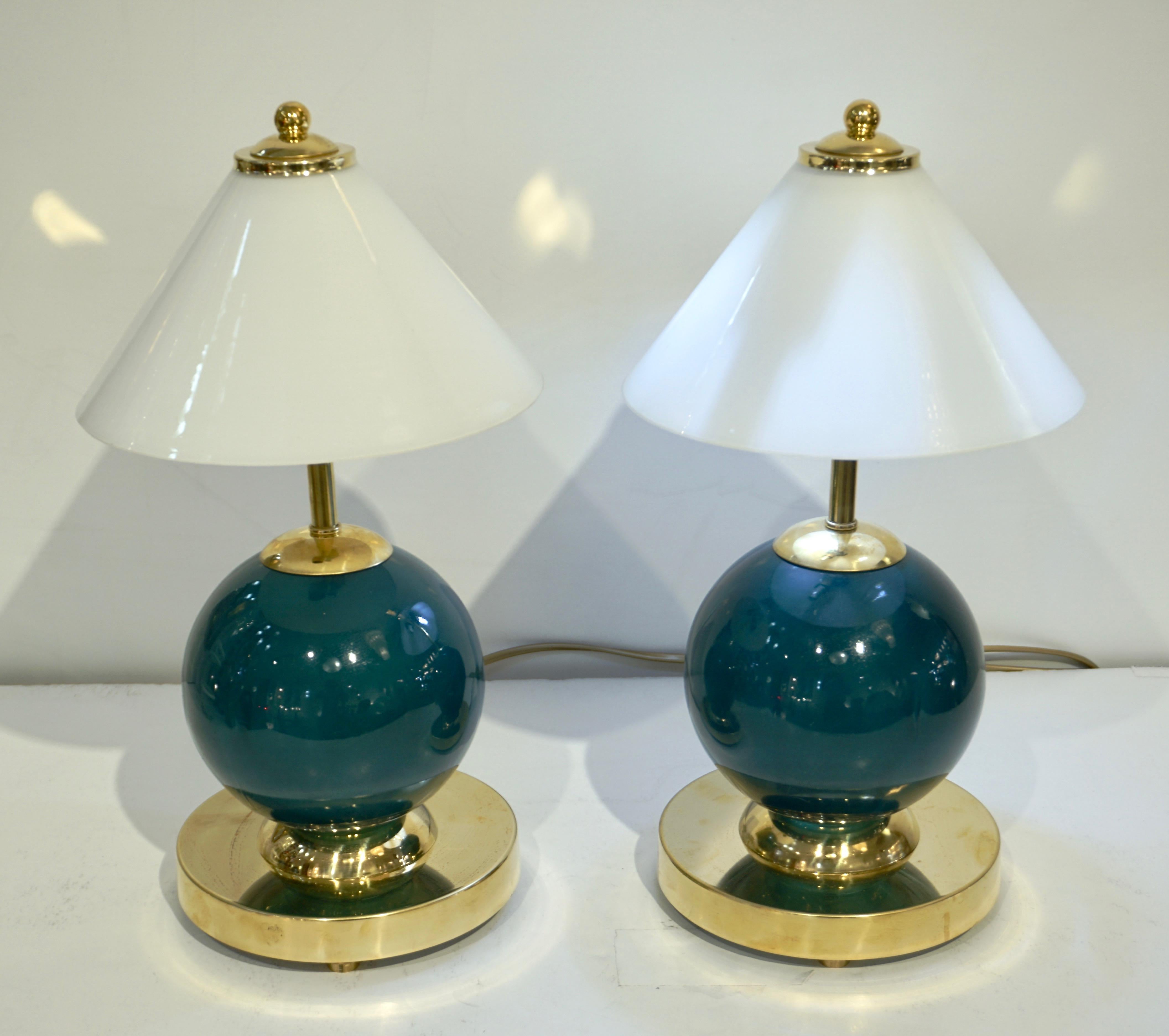 1980s Italian Vintage White & Jade Green Murano Glass Brass Desk / Table Lamps 3