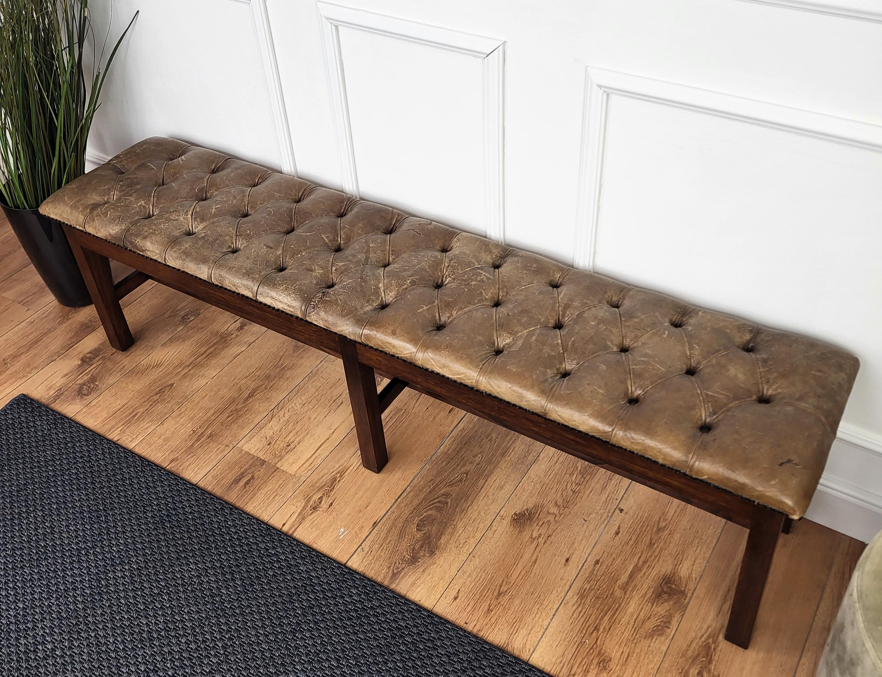 Louis XVI 1980s Italian Walnut Button-Tufted Leather Upholstered Long Entry Bed End Bench For Sale