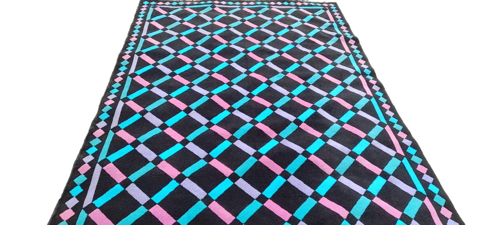 Machine-Made 1980s Italian Woven Pure Wool 