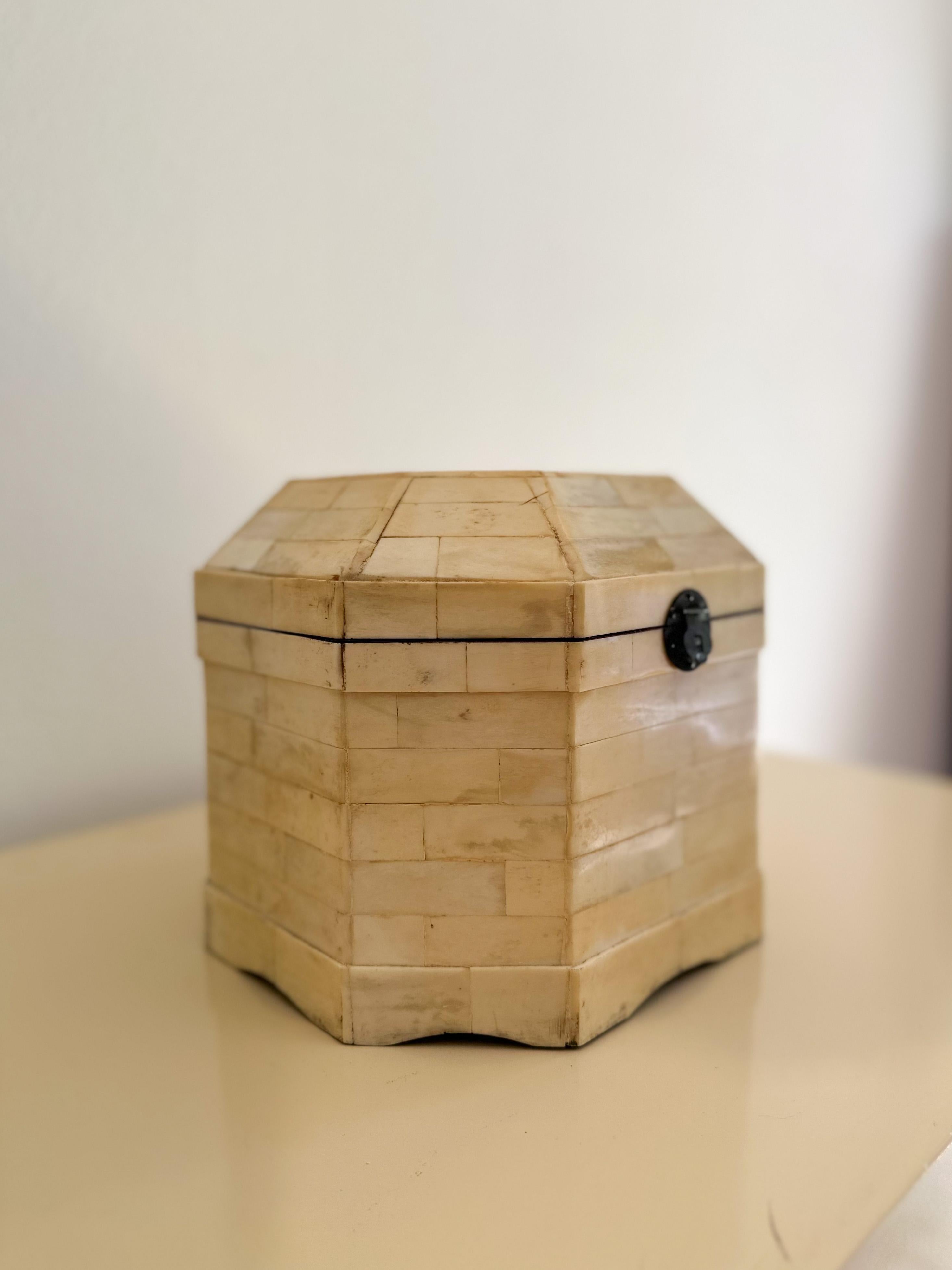 Late 20th Century 1980s Ivory Bone Octagonal Box For Sale