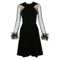 Robe en tulle et velours noir JACQUELINE DE RIBES, 1980