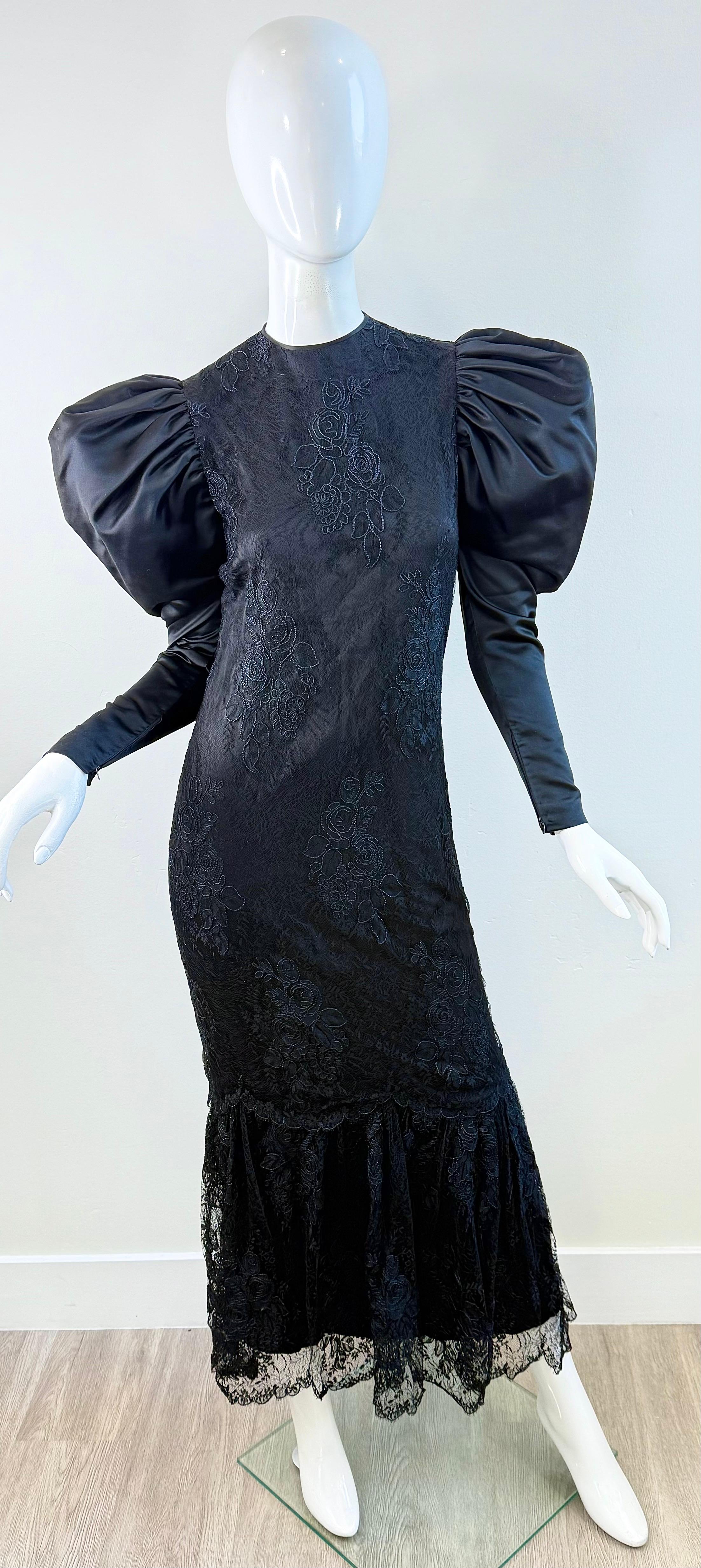 1980s James Galanos Couture Black Lace & Satin Puff-Sleeve 80s Gala Evening Gown In Good Condition For Sale In San Diego, CA