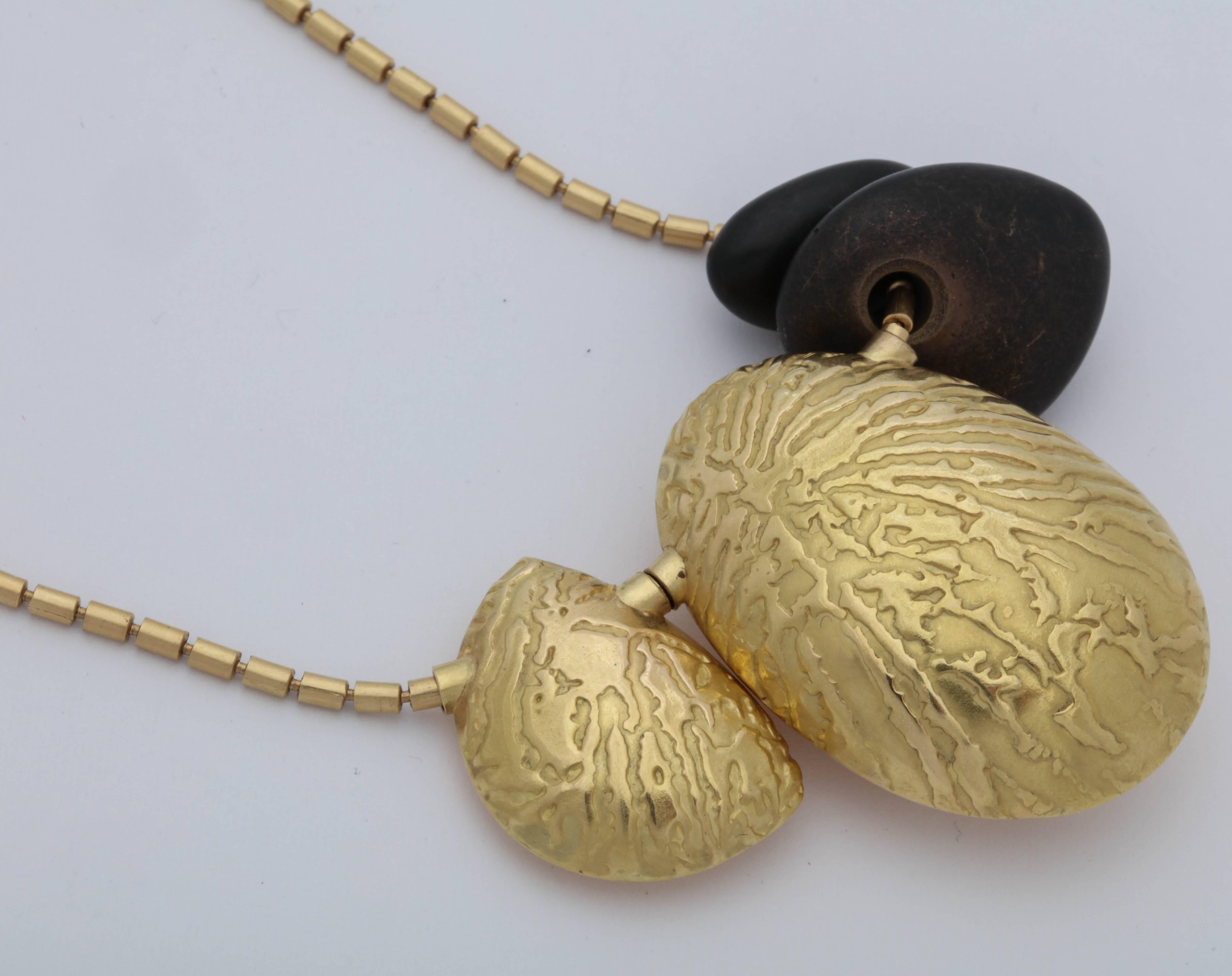 1980s Jan Yager Cool and Hip Reversible Long Pillow Bead and Gold Chain Necklace 2