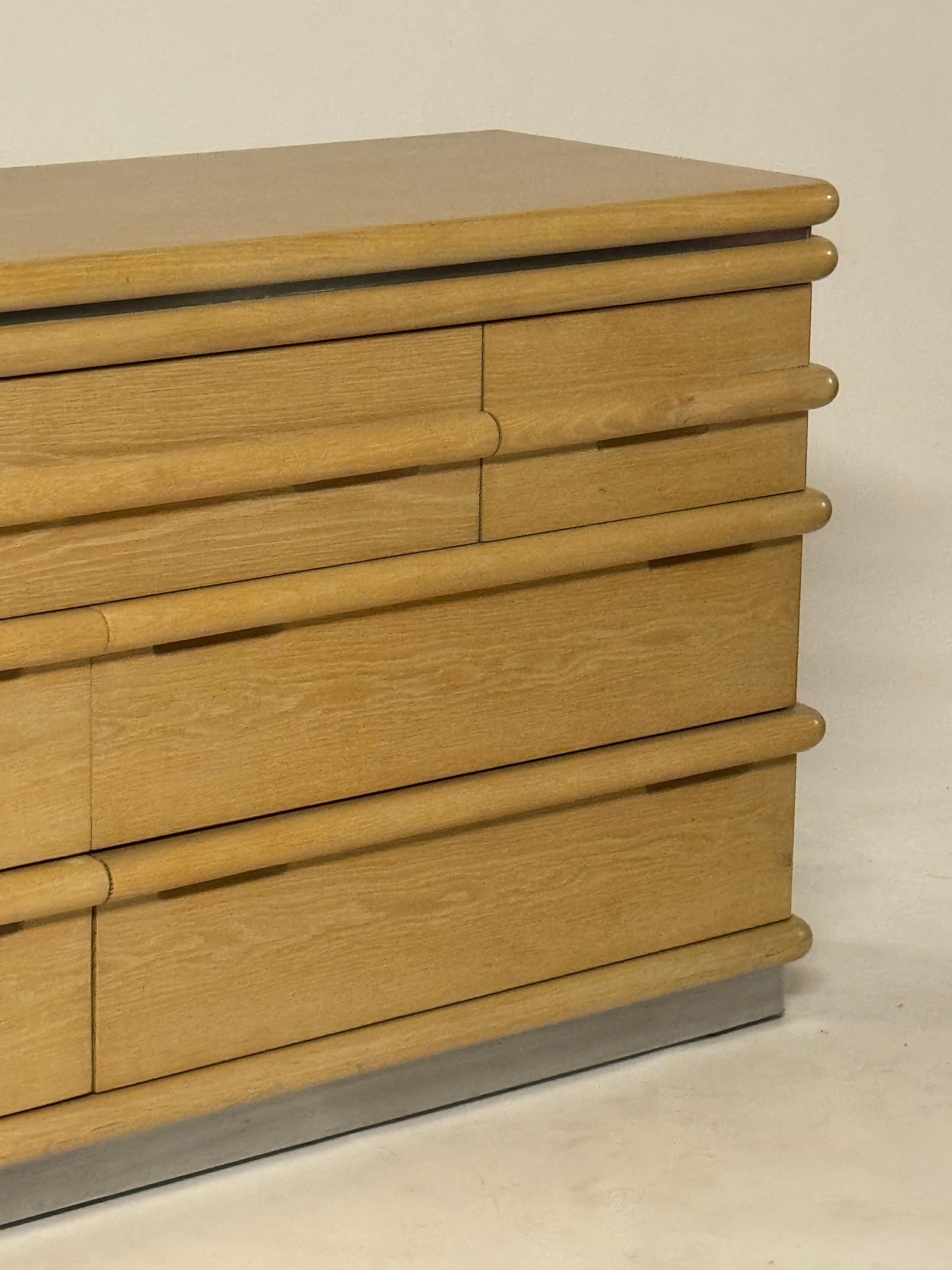 1980s Jay Spectre - Century Furniture - Art Deco Inspired Oak 7 Drawer Dresser For Sale 12