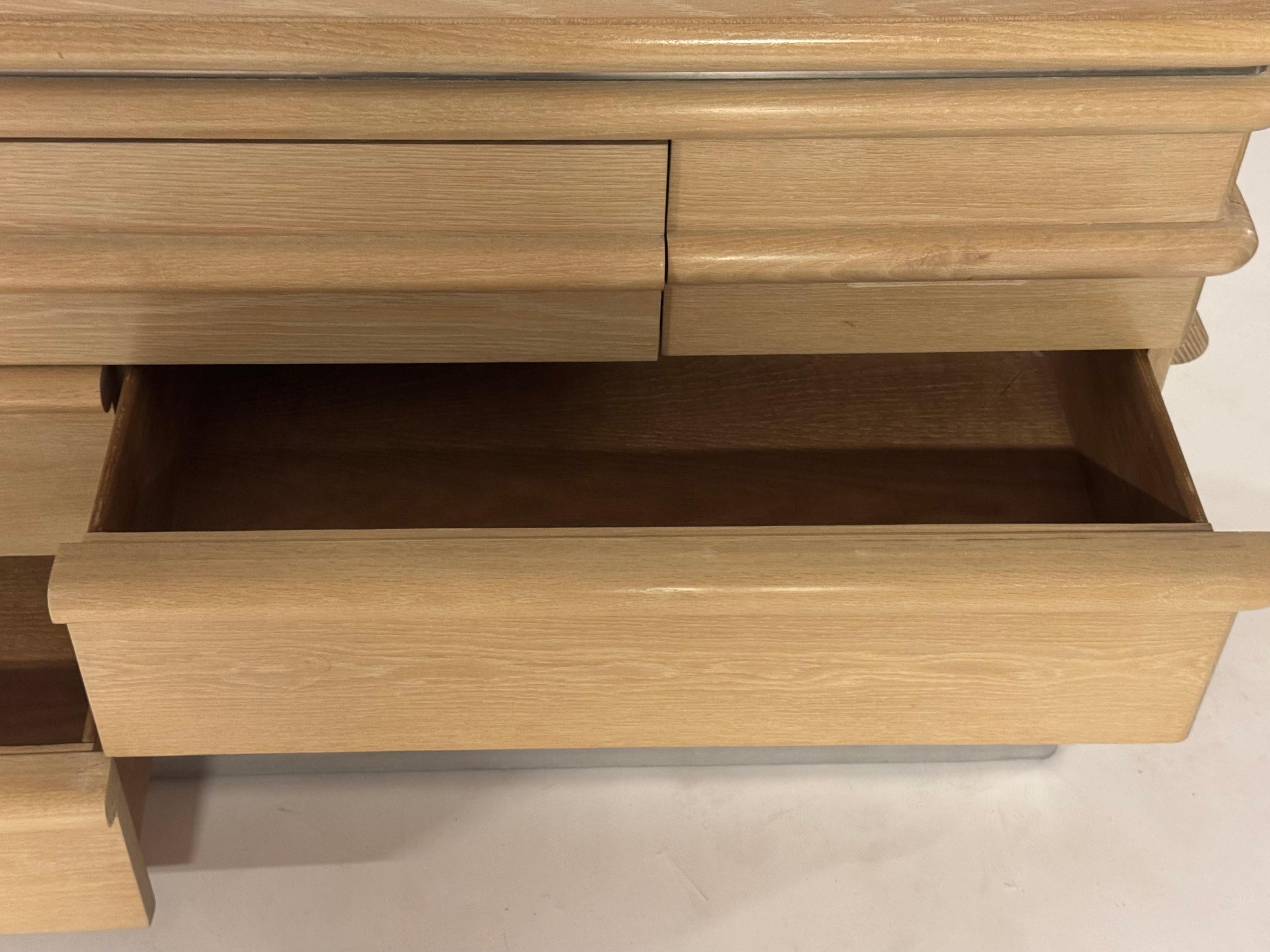 Bleached 1980s Jay Spectre - Century Furniture - Art Deco Inspired Oak 7 Drawer Dresser For Sale