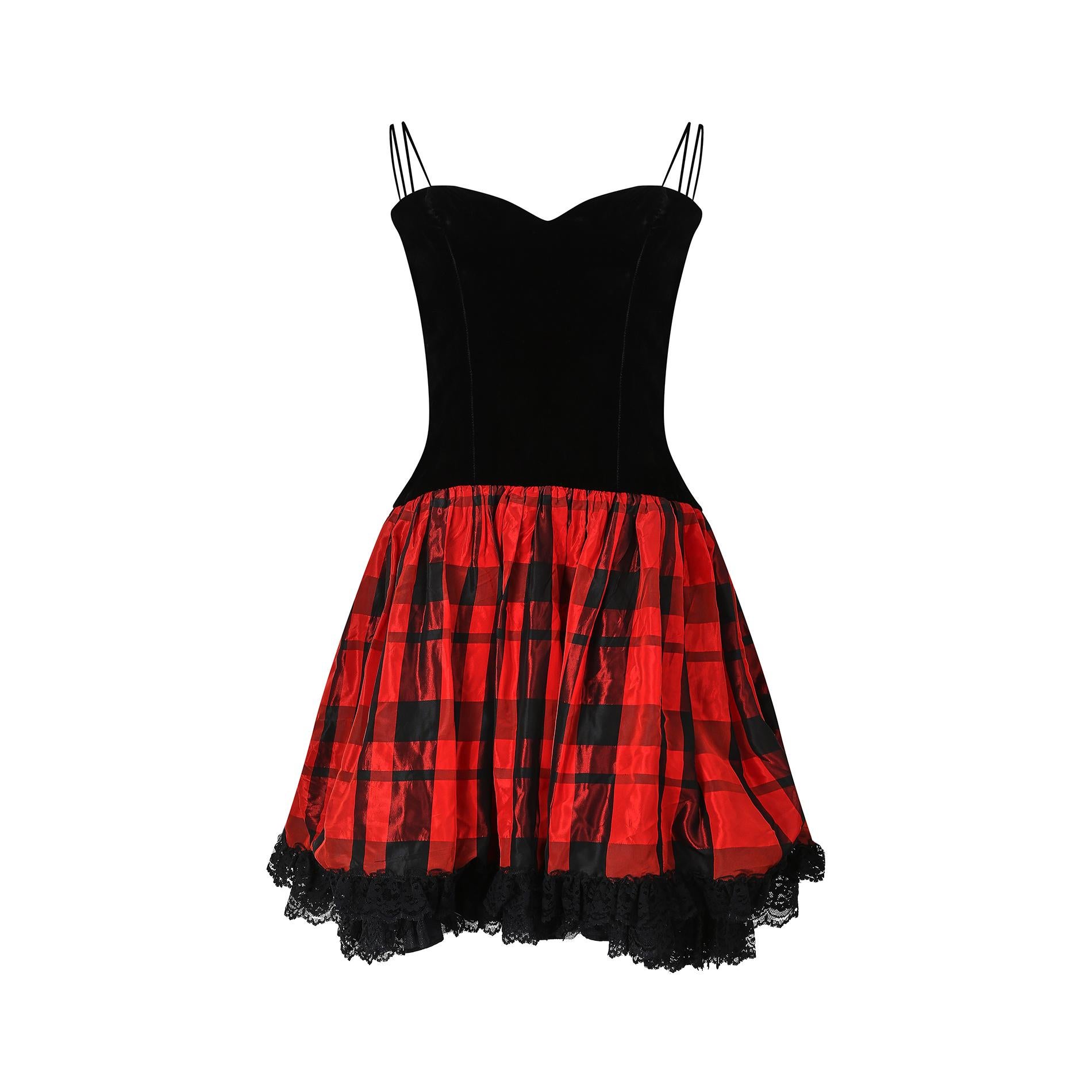 This black and red velvet tartan dress by formal wear specialist John Charles, is perfect for a cèilidh or other lively social event. With a soft velvet bodice, sweetheart neckline and full net skirt, it really epitomises the classic partywear