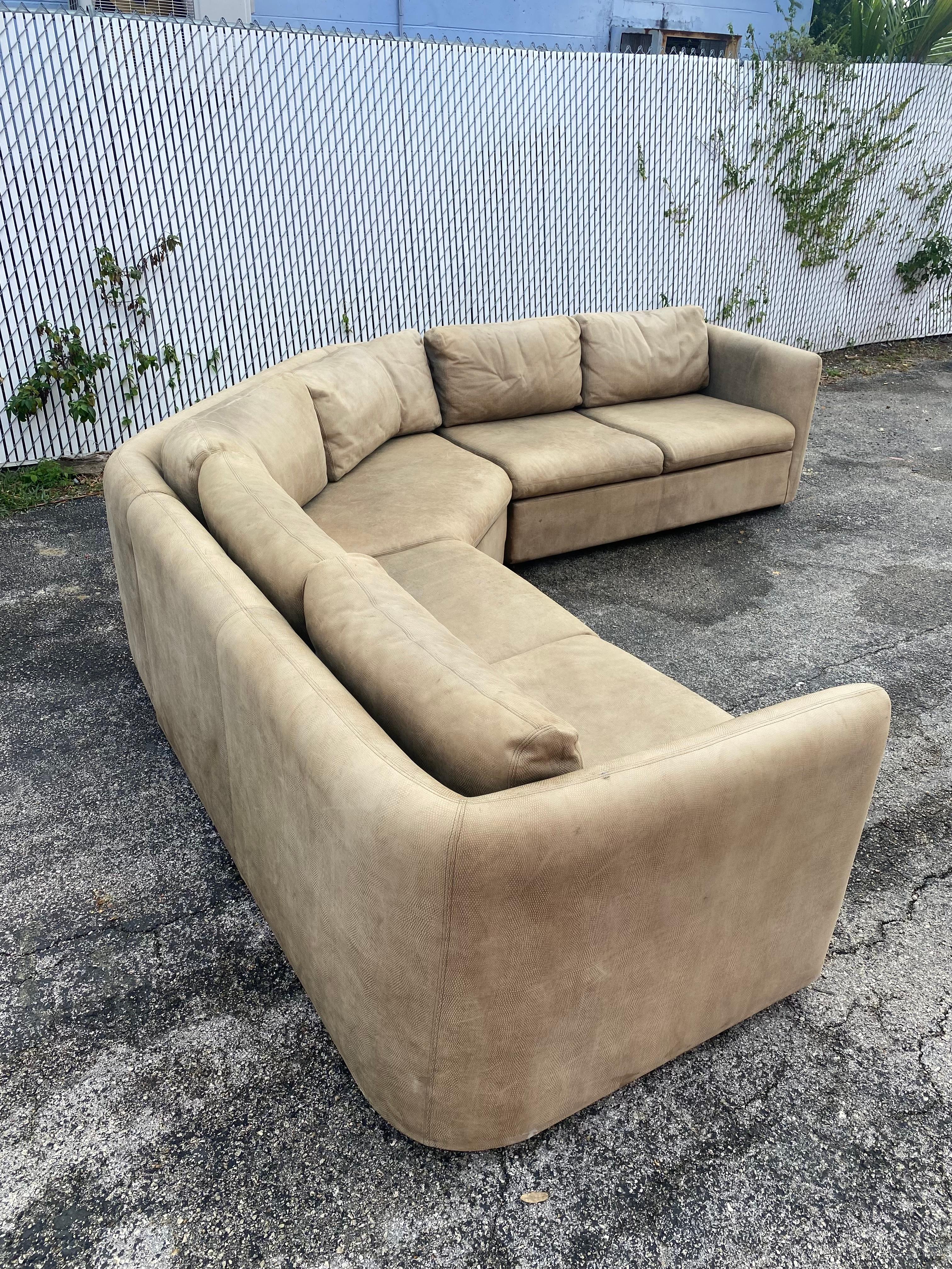 phyton sofa