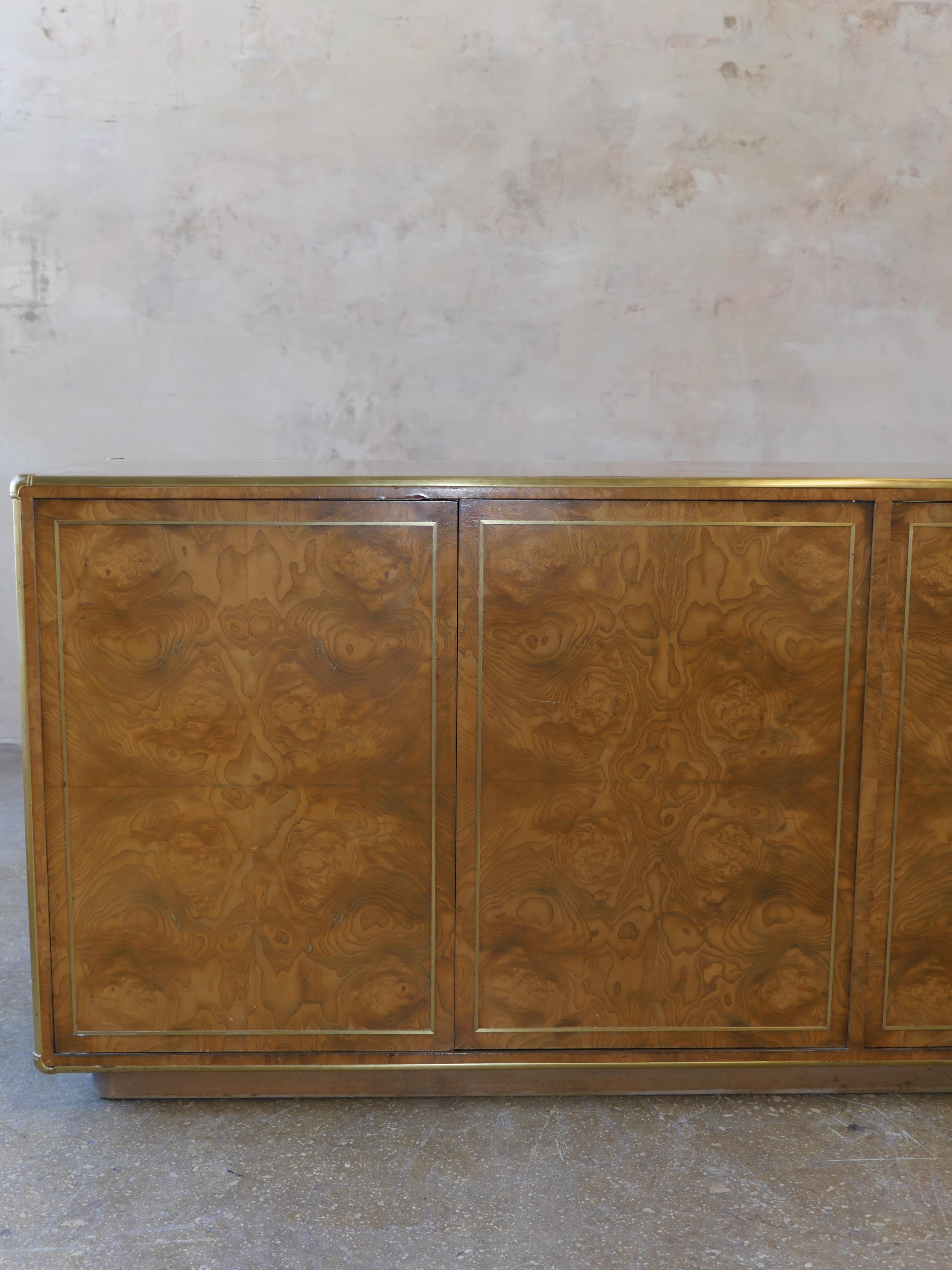 1980s John Stuart Olive Burl Wood and Brass Buffet Credenza For Sale 1