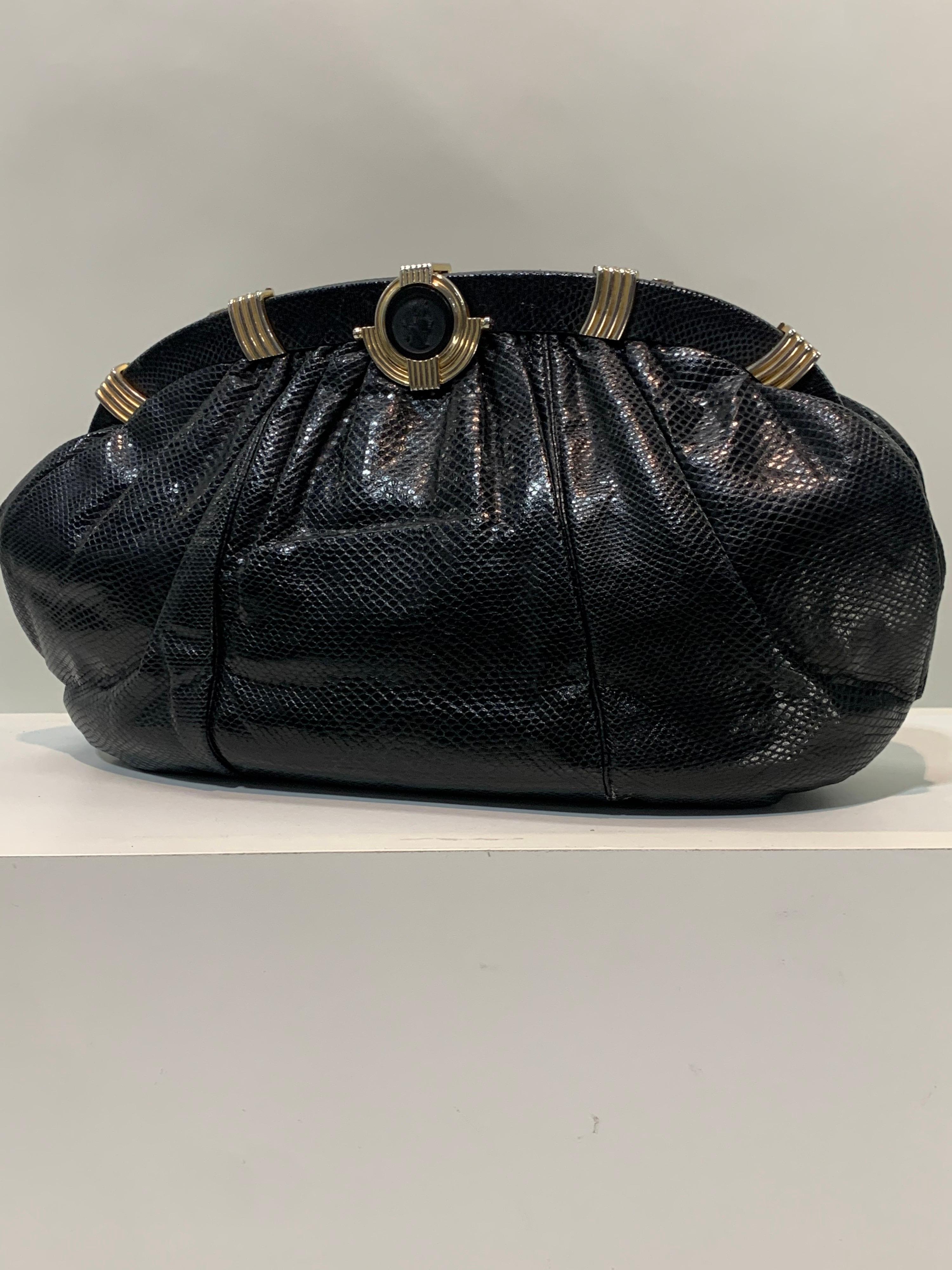 1980s Judith Leiber Black Lizard Convertible Clutch Handbag w/ Obsidian Cameo In Good Condition For Sale In Gresham, OR