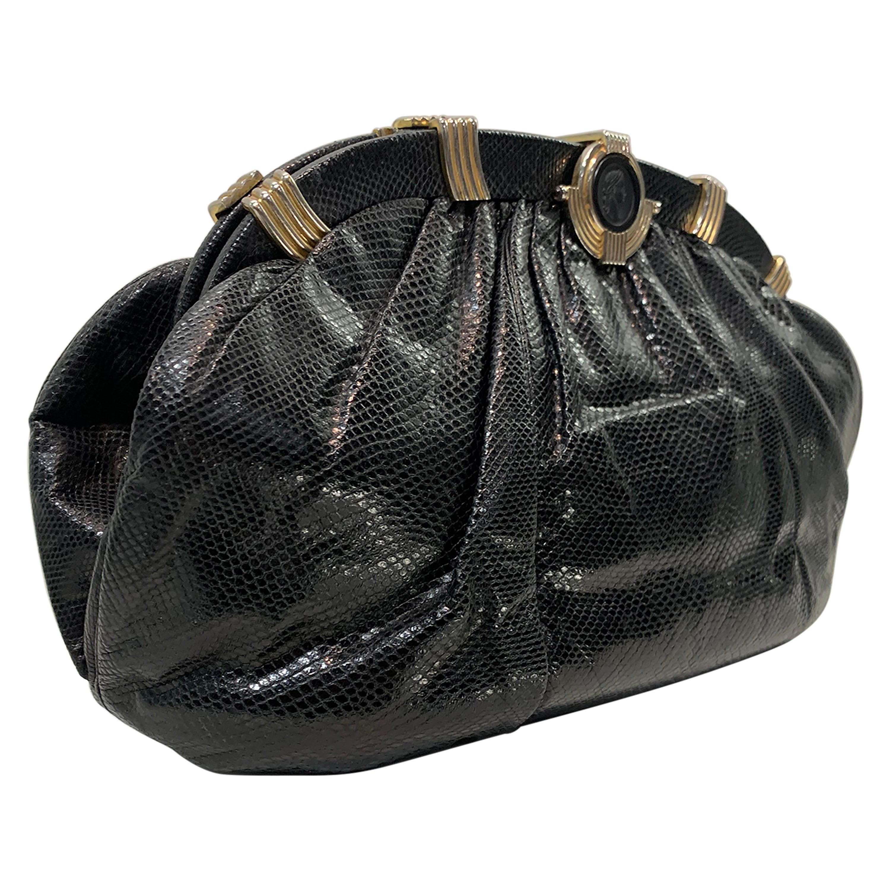 Bolso de mano convertible en lagarto negro de los años 80 Judith Leiber con camafeo de obsidiana