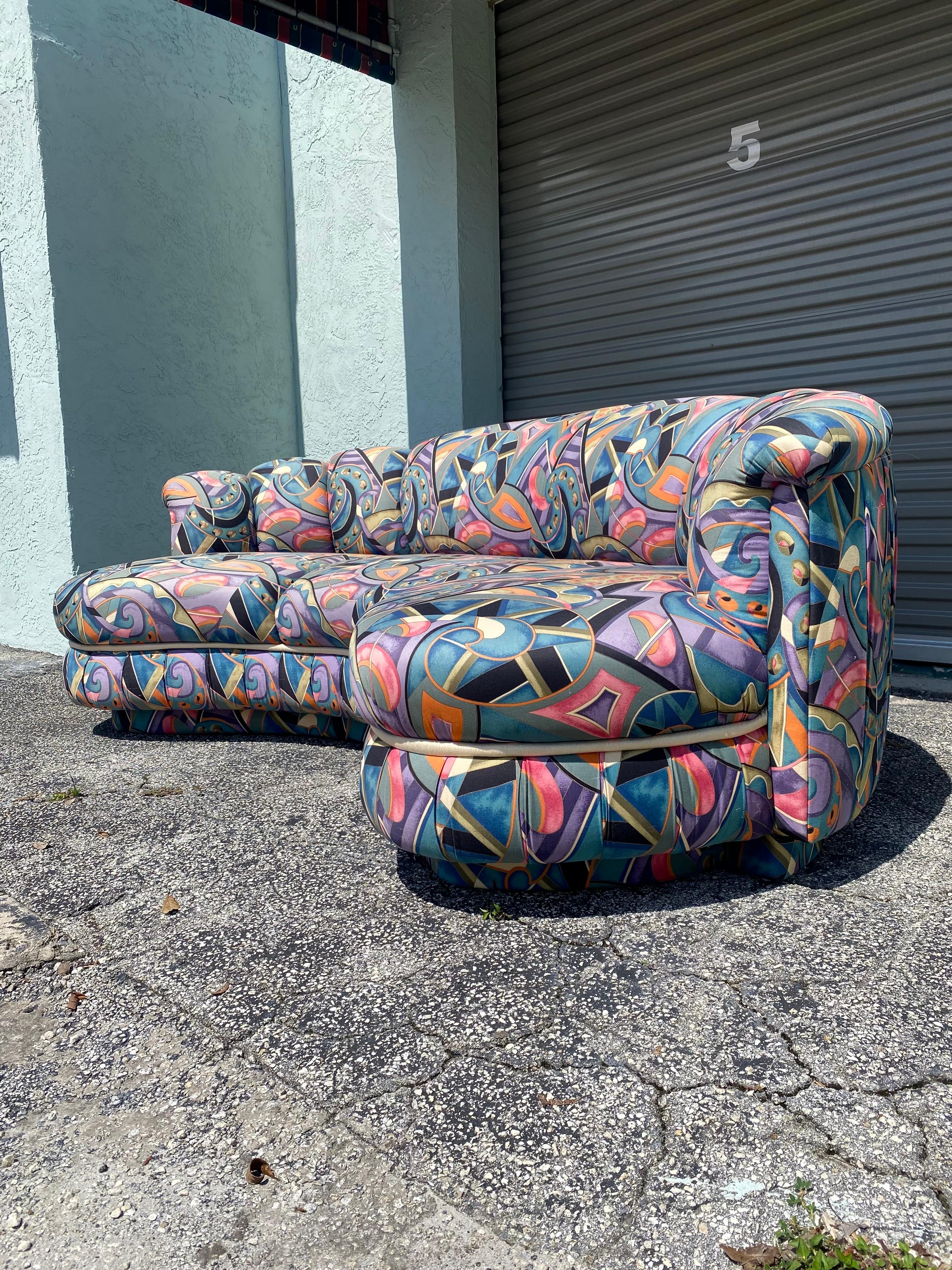 1980s Weiman Pucci Style Curved Tufted Channel Biomorphic Kidney Sofa In Good Condition For Sale In Fort Lauderdale, FL