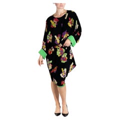 KARL LAGERFELD 1980S Nero e verde in seta crepe de chine con stampa modernista Kimono S