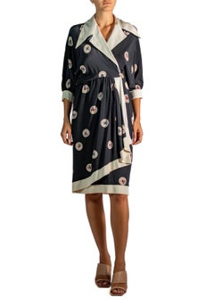 1980S Karl Lagerfeld Chloe Crêpe de Chine noir et blanc Princes à boutons célèbres