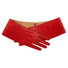 1980er Karl Lagerfeld Roter Lederhandschuhe mit Hüftgürtel