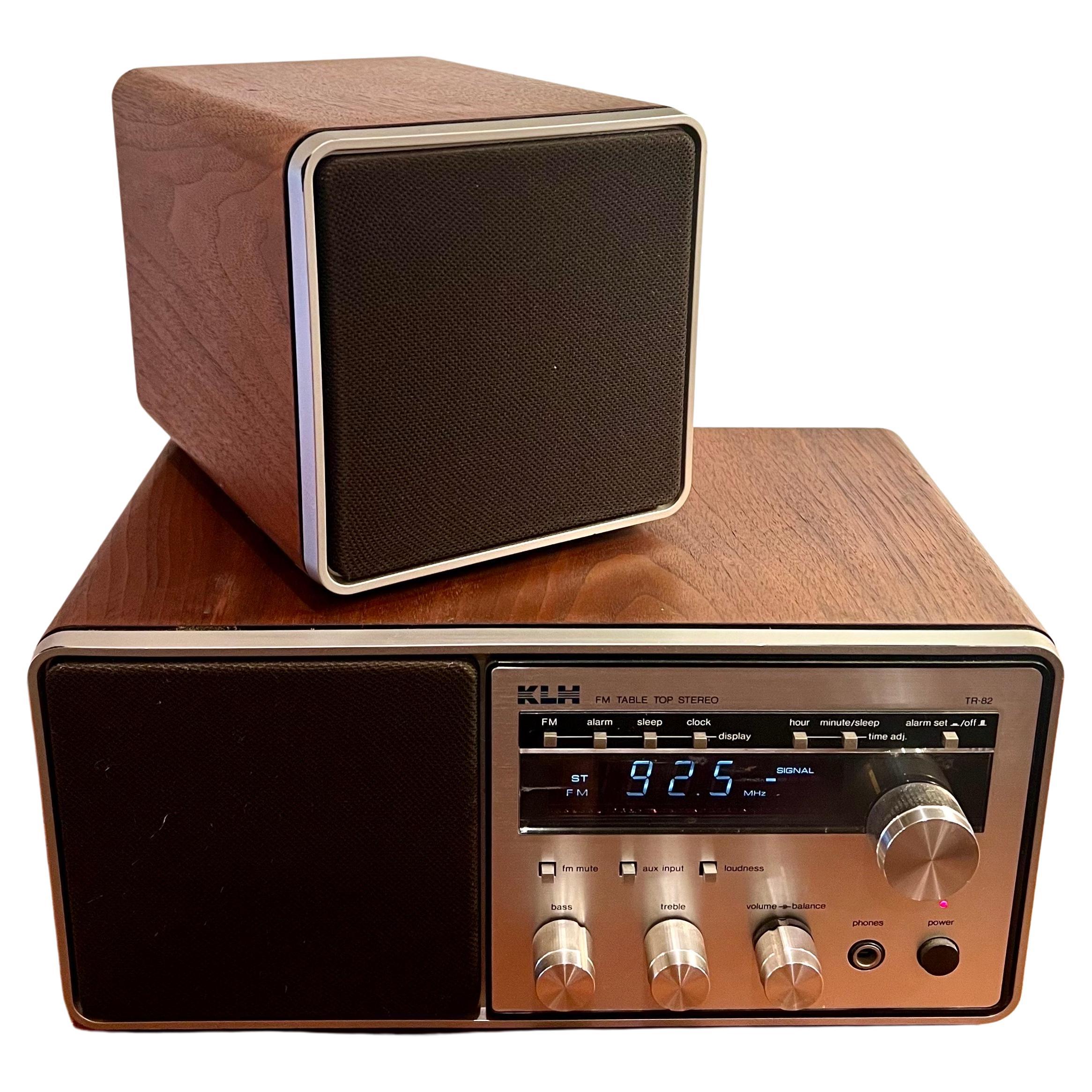 1980s Klh Fm Top Stereo Clock Radio Walnut Case Mod. Tr-82
