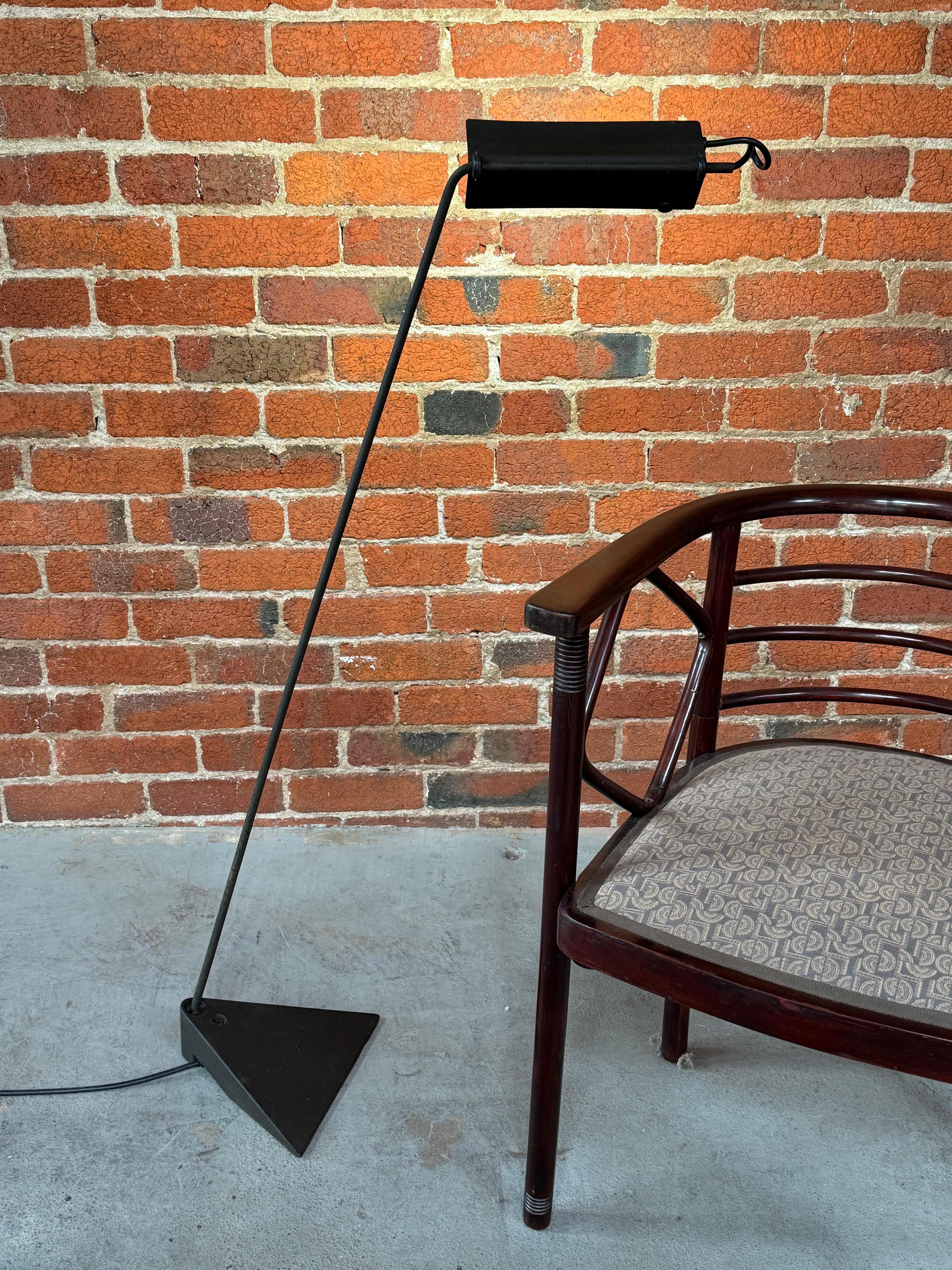 1980s Koch-Lowy Floor Lamp by Piotr Sierakowski im Angebot 3