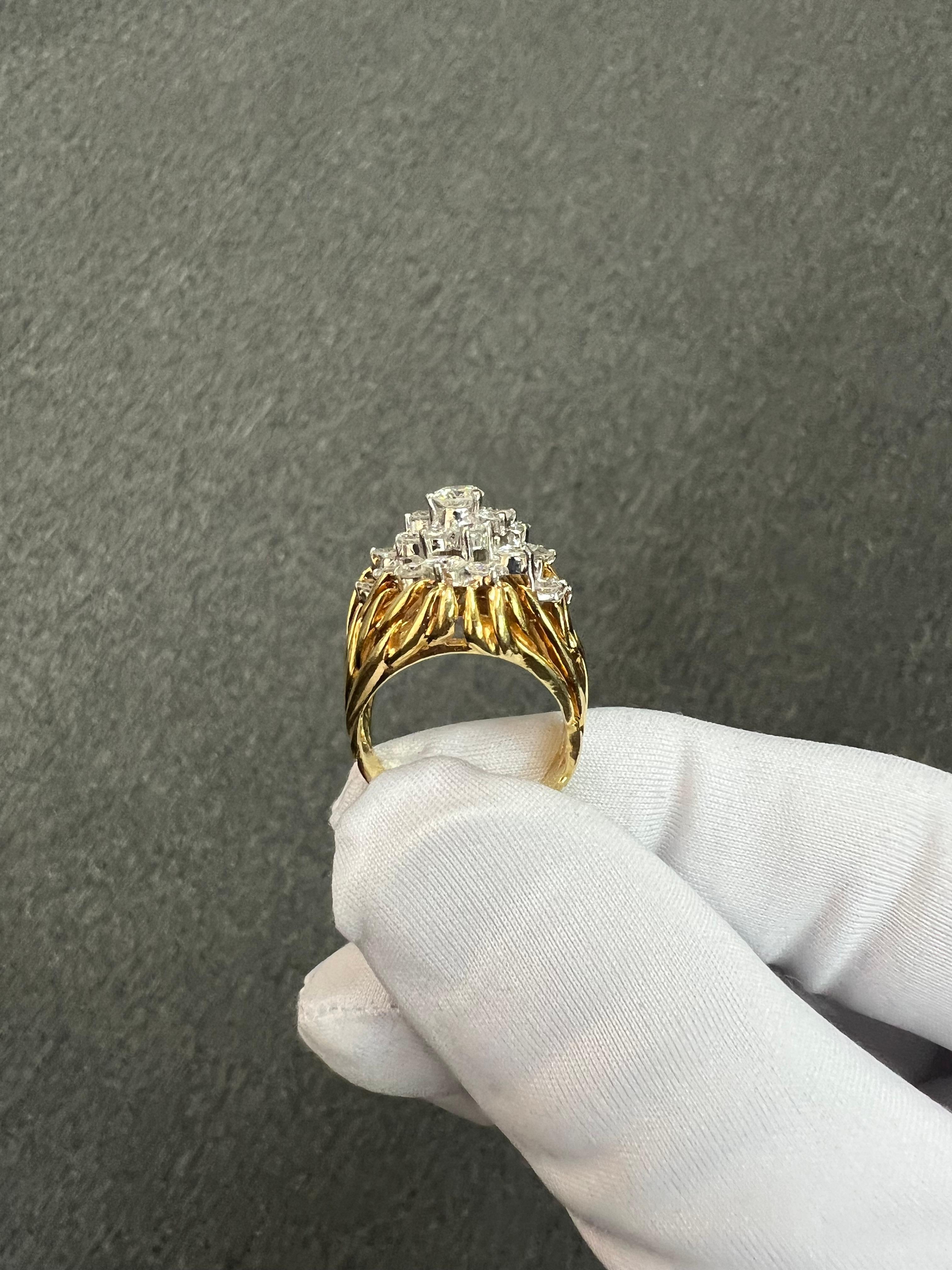 1980er Kurt Wayne Cocktail-Cluster-Ring aus 18 Karat Gelbgold mit Diamanten 8