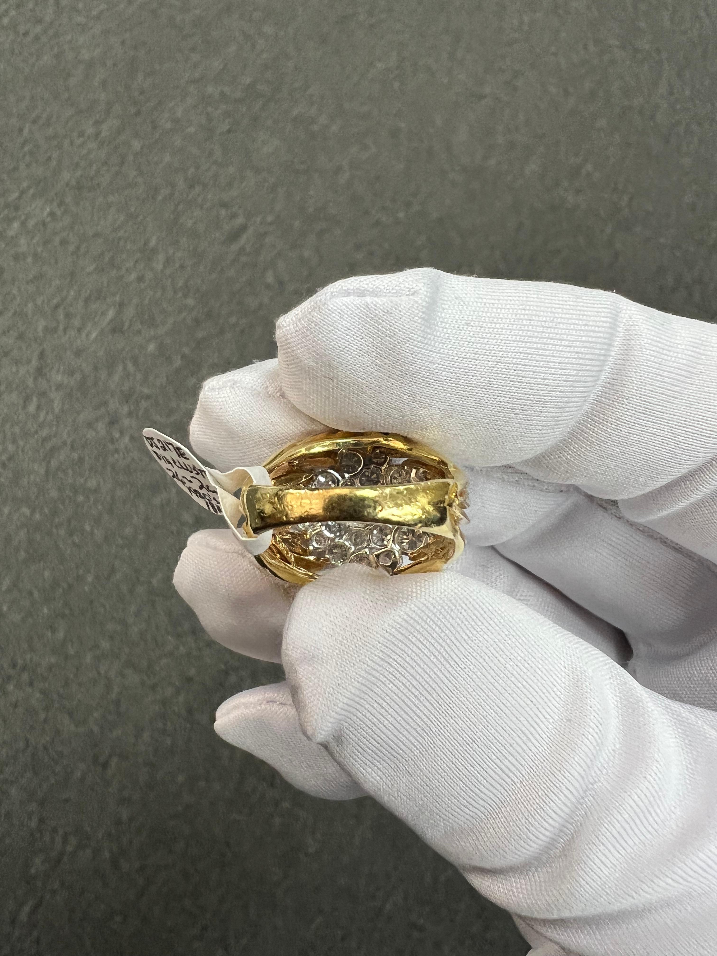 1980er Kurt Wayne Cocktail-Cluster-Ring aus 18 Karat Gelbgold mit Diamanten 13