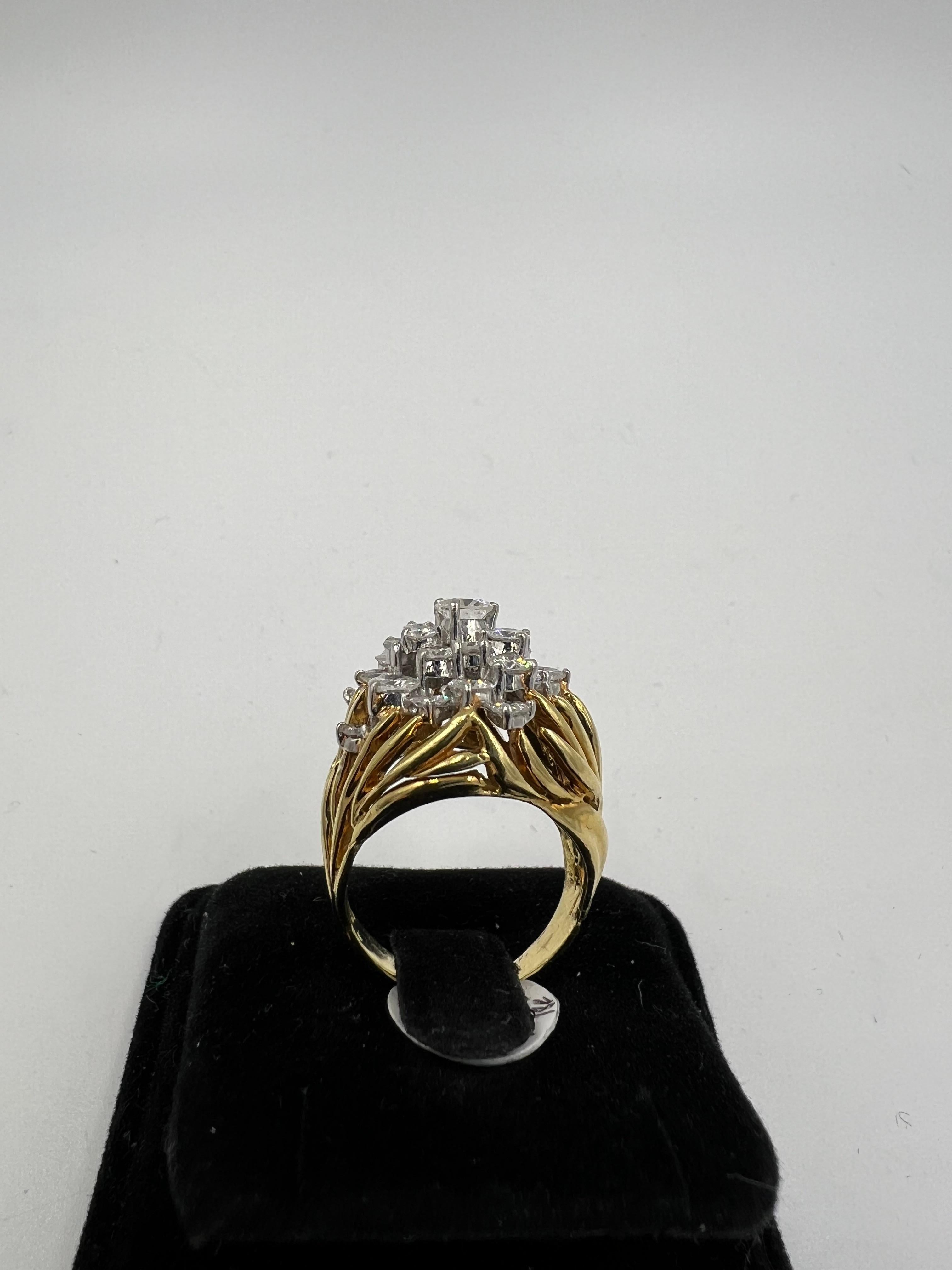 1980er Kurt Wayne Cocktail-Cluster-Ring aus 18 Karat Gelbgold mit Diamanten 4