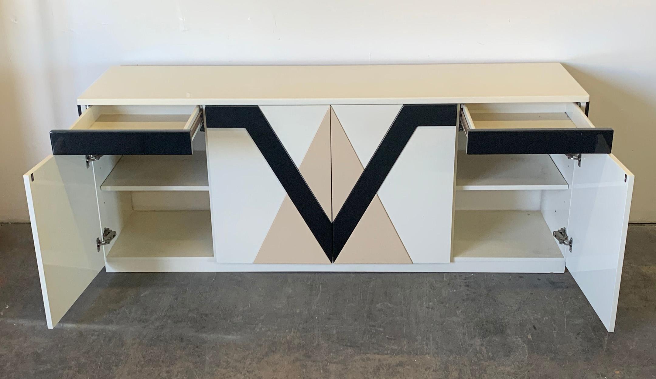 Post-Modern 1980s Lacquered Postmodern Geometric Credenza