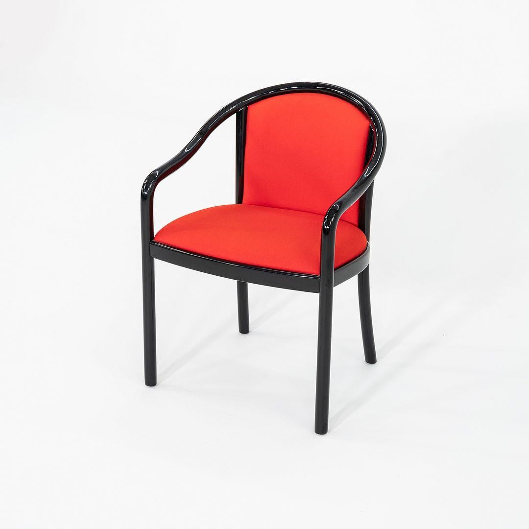 Sillón de comedor de madera lacada de los años 80 con tela roja de Tonon en Italia en venta 2