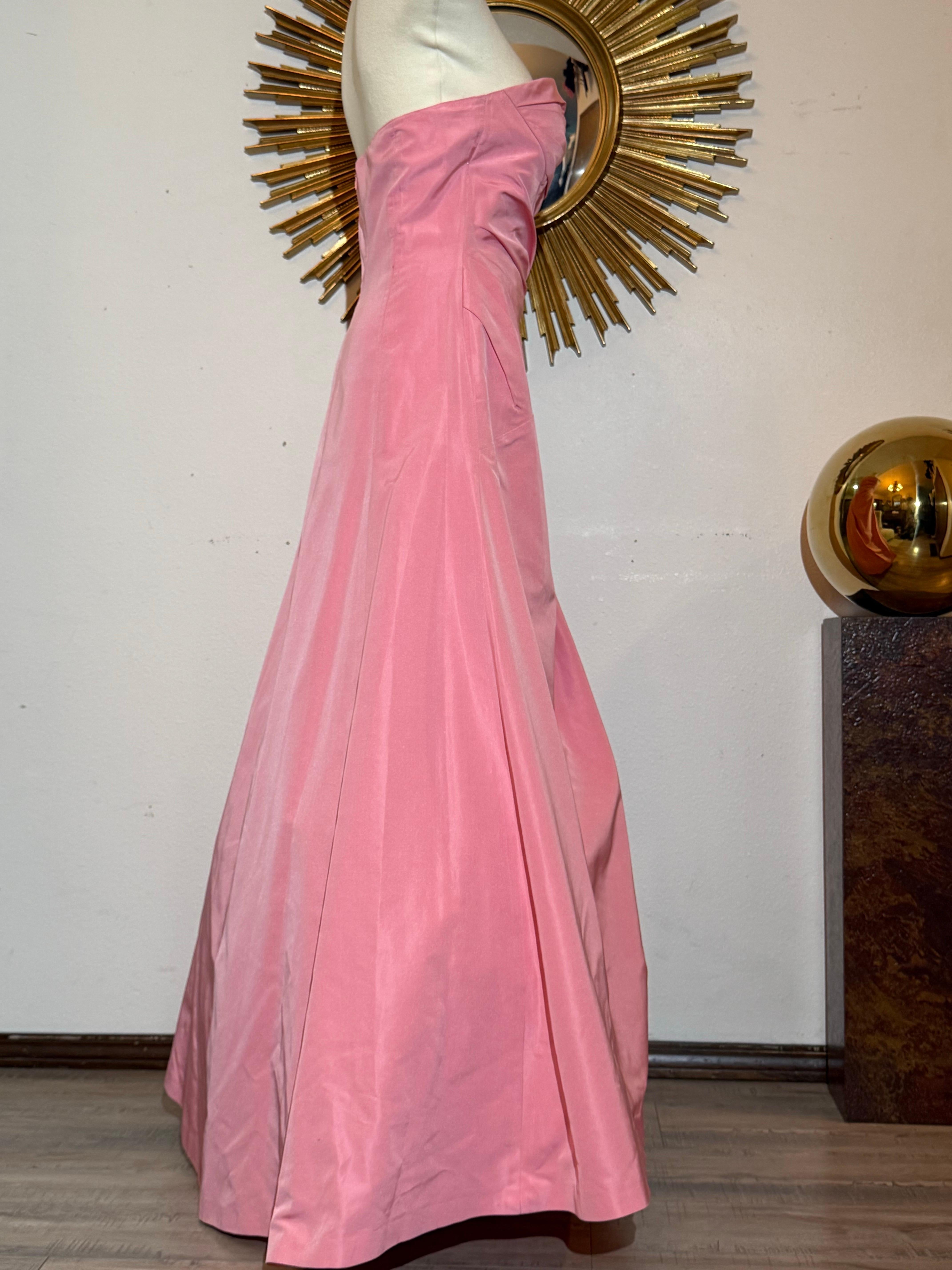 1980er Lanvin Bubblegum Rosa trägerlos Seide Taft Kleid w göttliche Rüschen & Biesen im Zustand „Hervorragend“ im Angebot in Gresham, OR