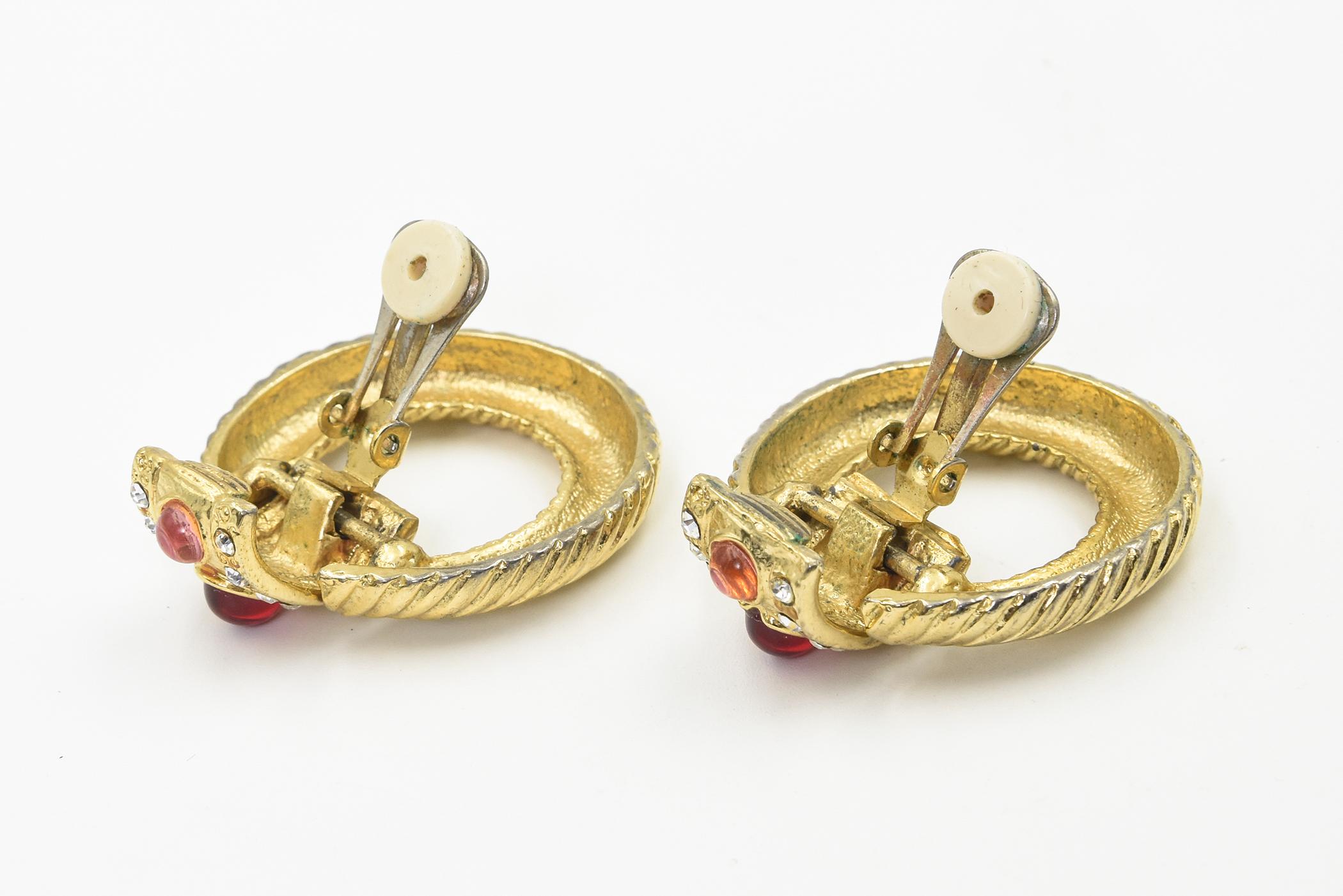1980s Large Gold Plated Red Pink Clear Rhinestone Door Knocker Clip On Earrings For Sale 3