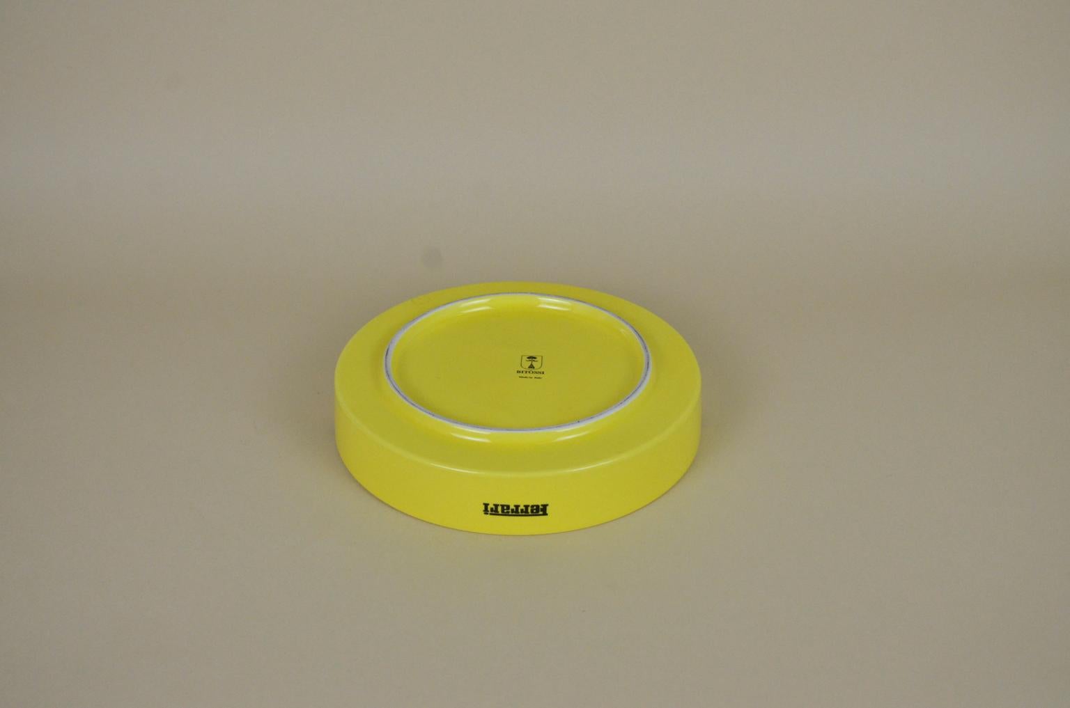 1980s Large Italian Advertising Yellow Ceramic Ferrari Ashtray by Bitossi 3