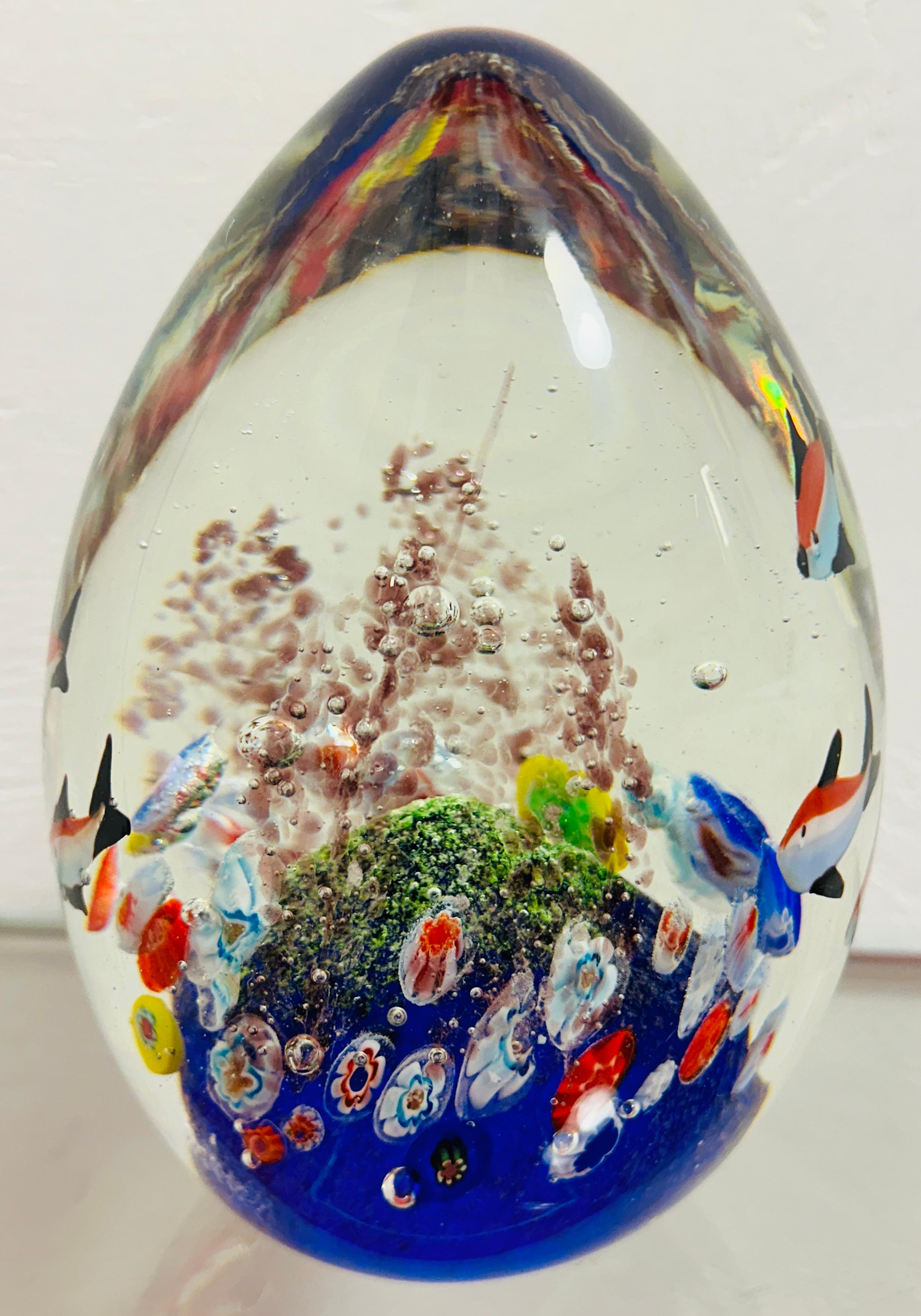 Grand presse-papiers italien d'aquarium Cenedese en verre de Murano soufflé à la main des années 1980 4