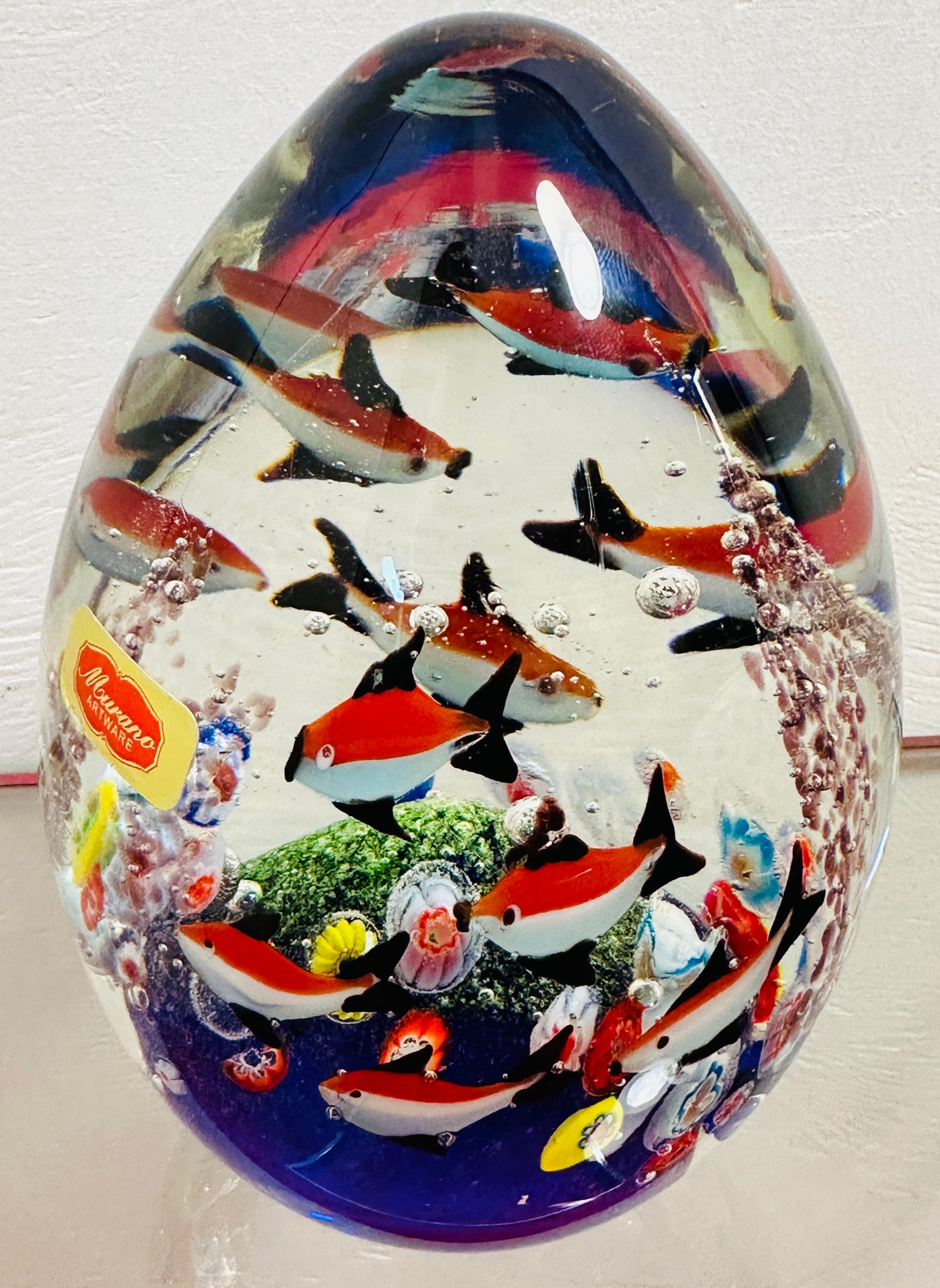 Grand presse-papiers italien d'aquarium Cenedese en verre de Murano soufflé à la main des années 1980 1