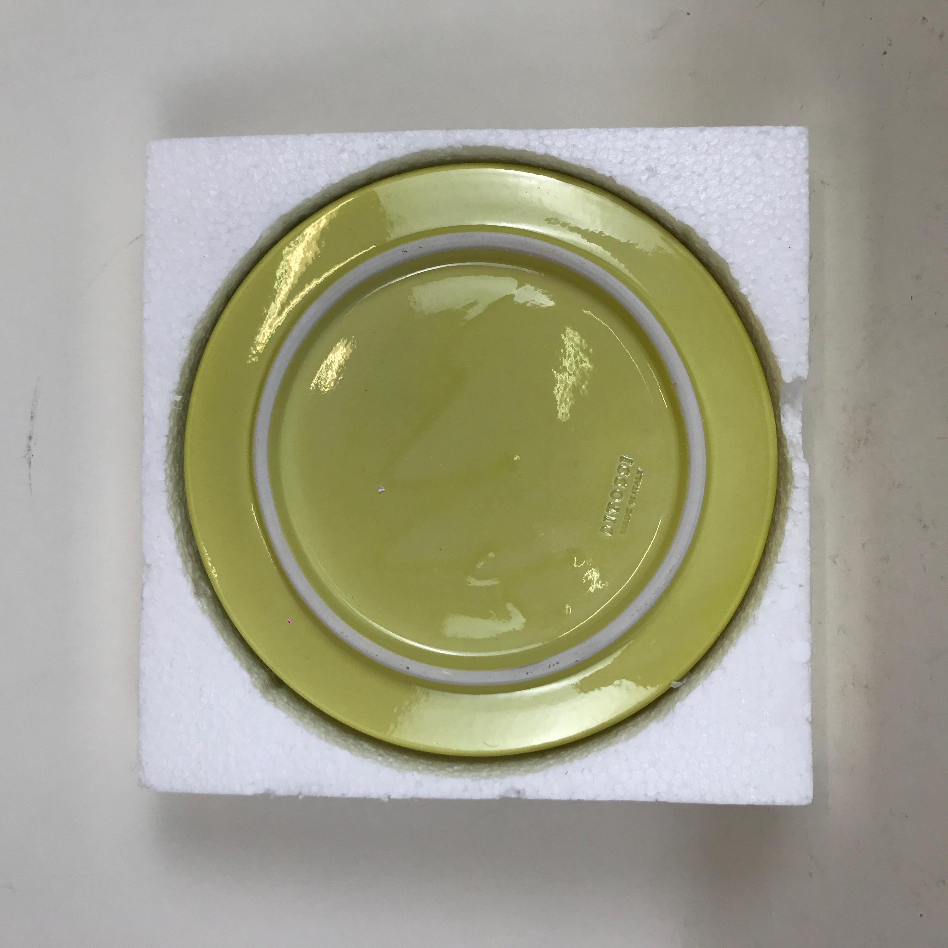 1980s Large Italian Yellow Ceramic Ferrari Ashtray by Bitossi with Original Box For Sale 5