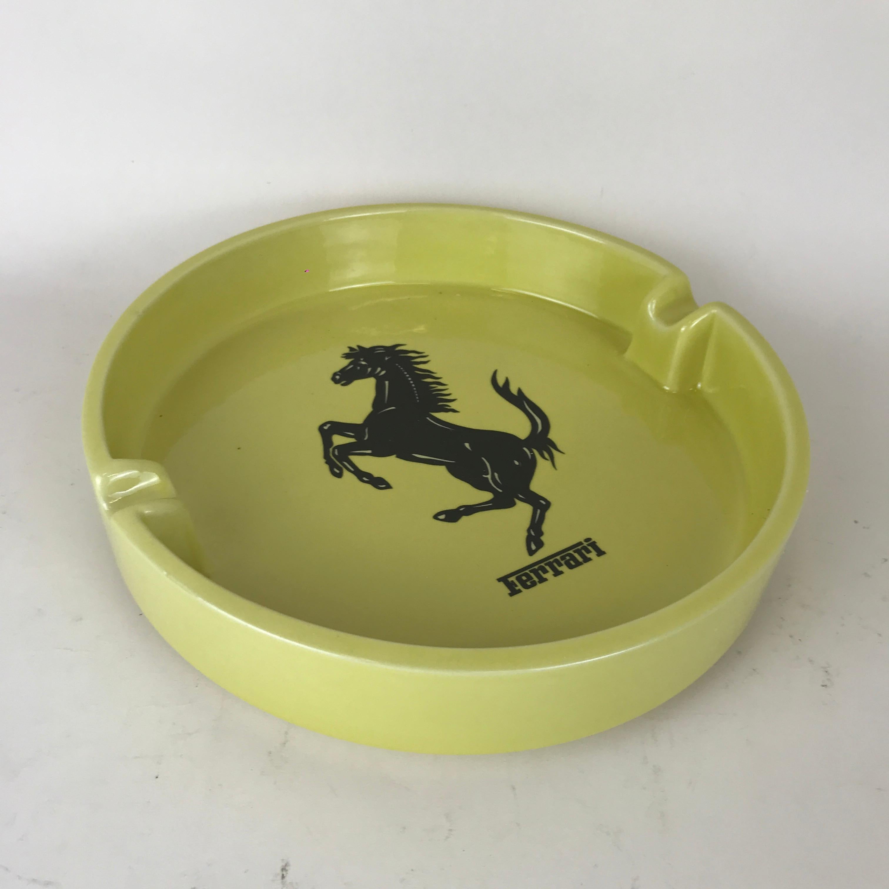cendrier ferrari