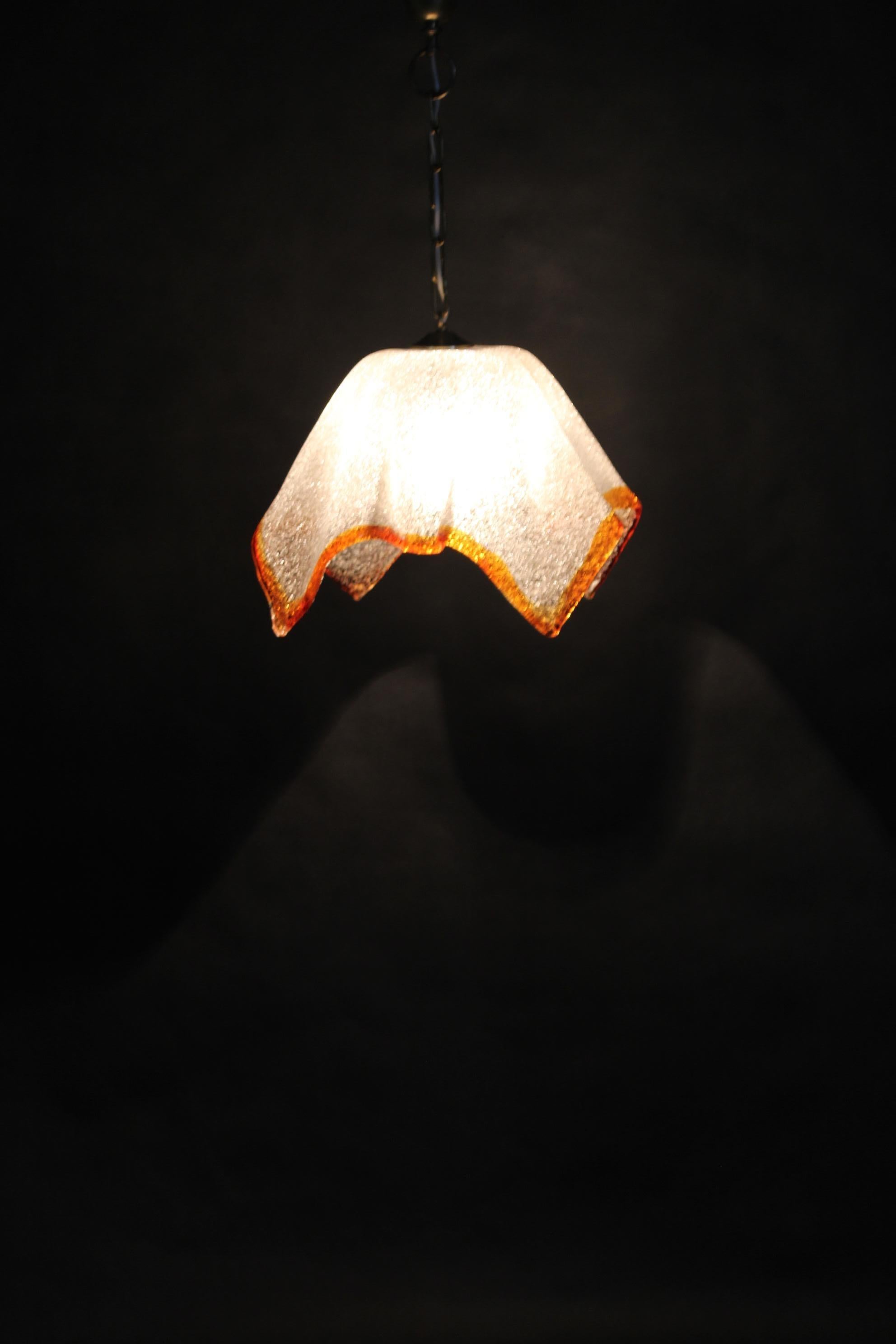 1980er Jahre Große Murano Glas Pendelleuchte, Italien im Angebot 3