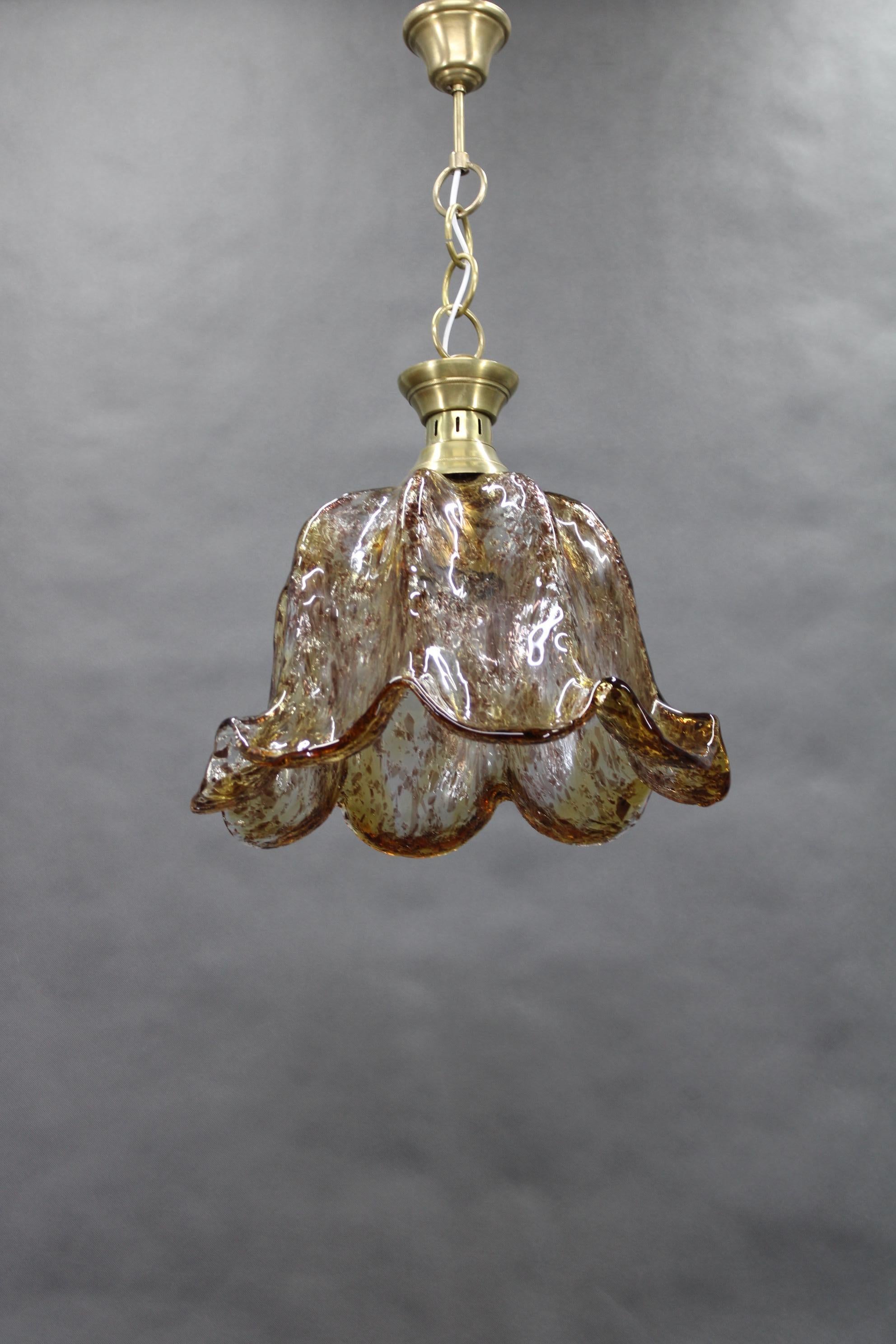 Mid-Century Modern 1980s Large Murano Glass Pendant Light, Italy For Sale