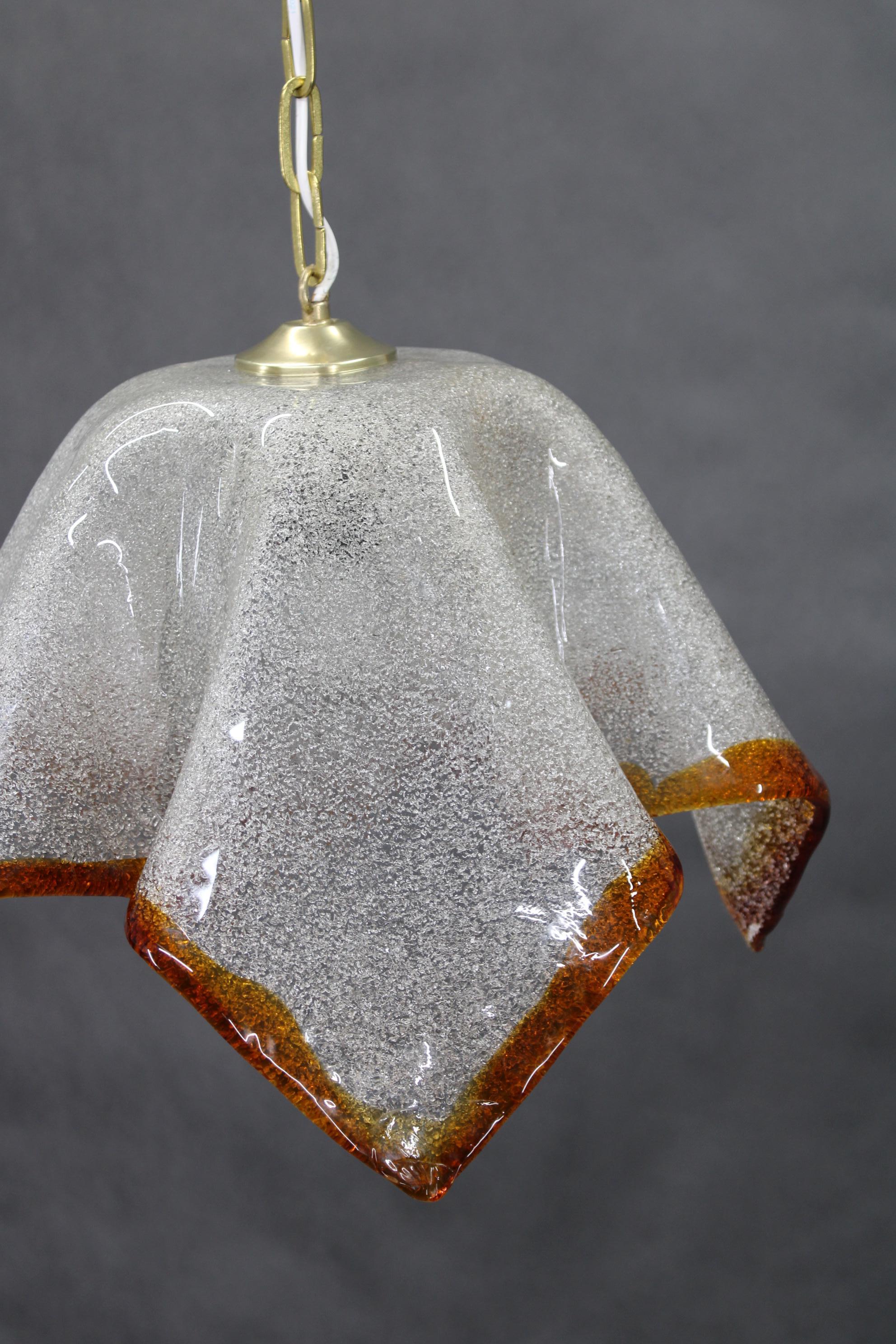 1980er Jahre Große Murano Glas Pendelleuchte, Italien im Zustand „Gut“ im Angebot in Praha, CZ