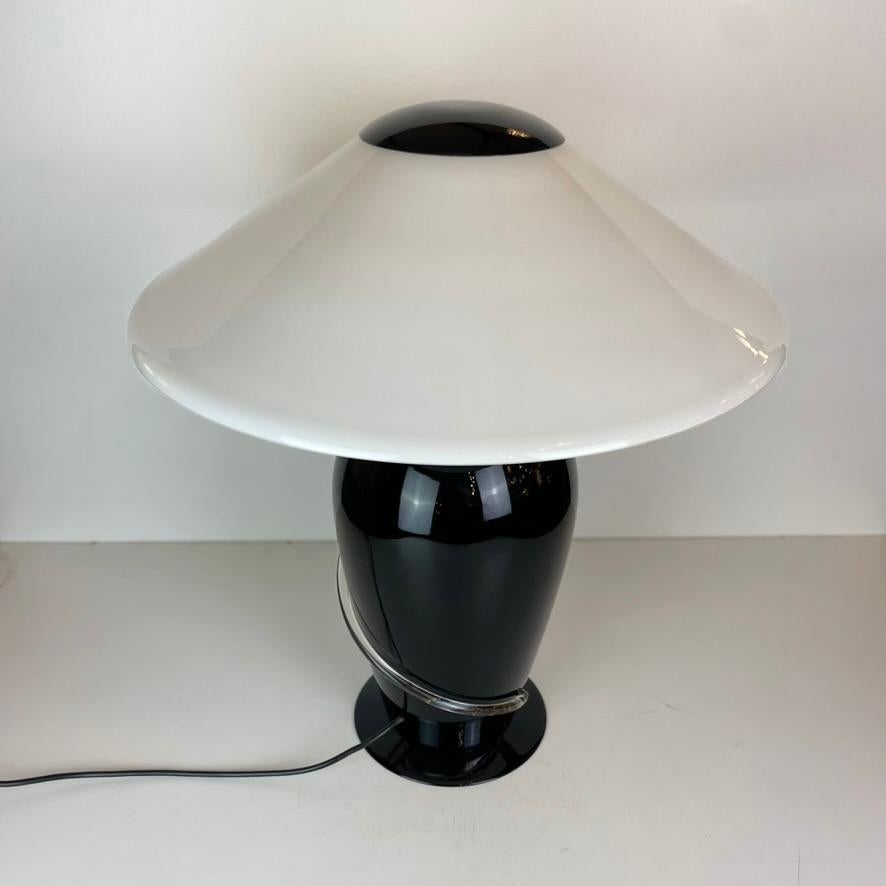 Neoclassical 1980's large Murano table lamp For Sale