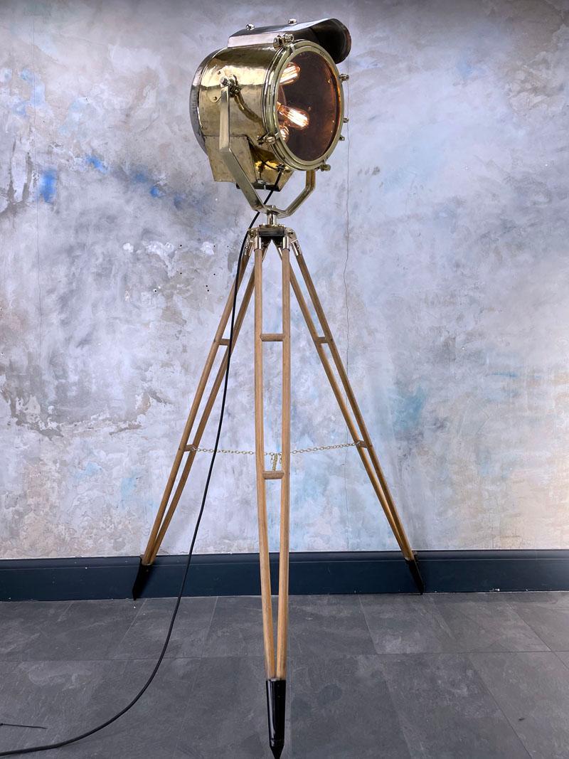 1980's Large Nautical Vintage Brass & Steel Lamp & British Antique Bronze Tripod For Sale 12