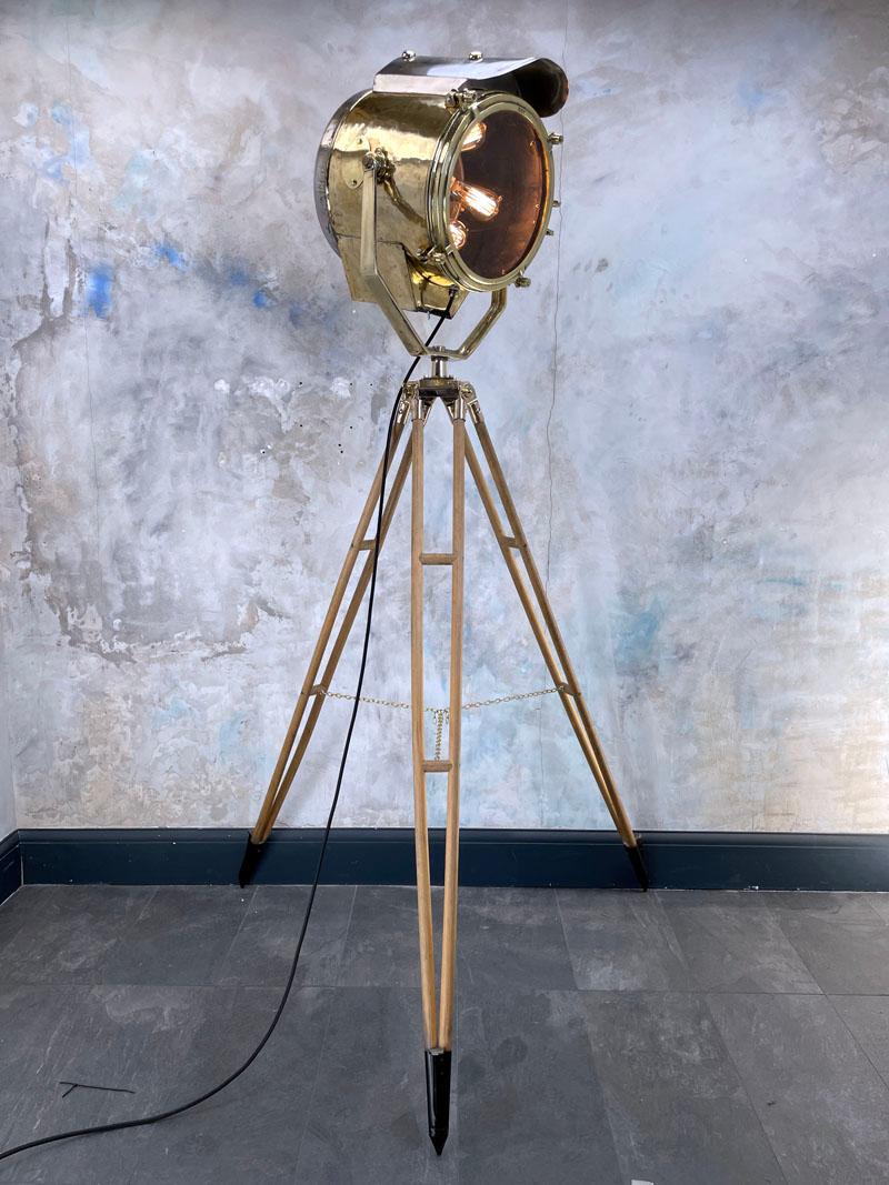 1980's Large Nautical Vintage Brass & Steel Lamp & British Antique Bronze Tripod For Sale 2