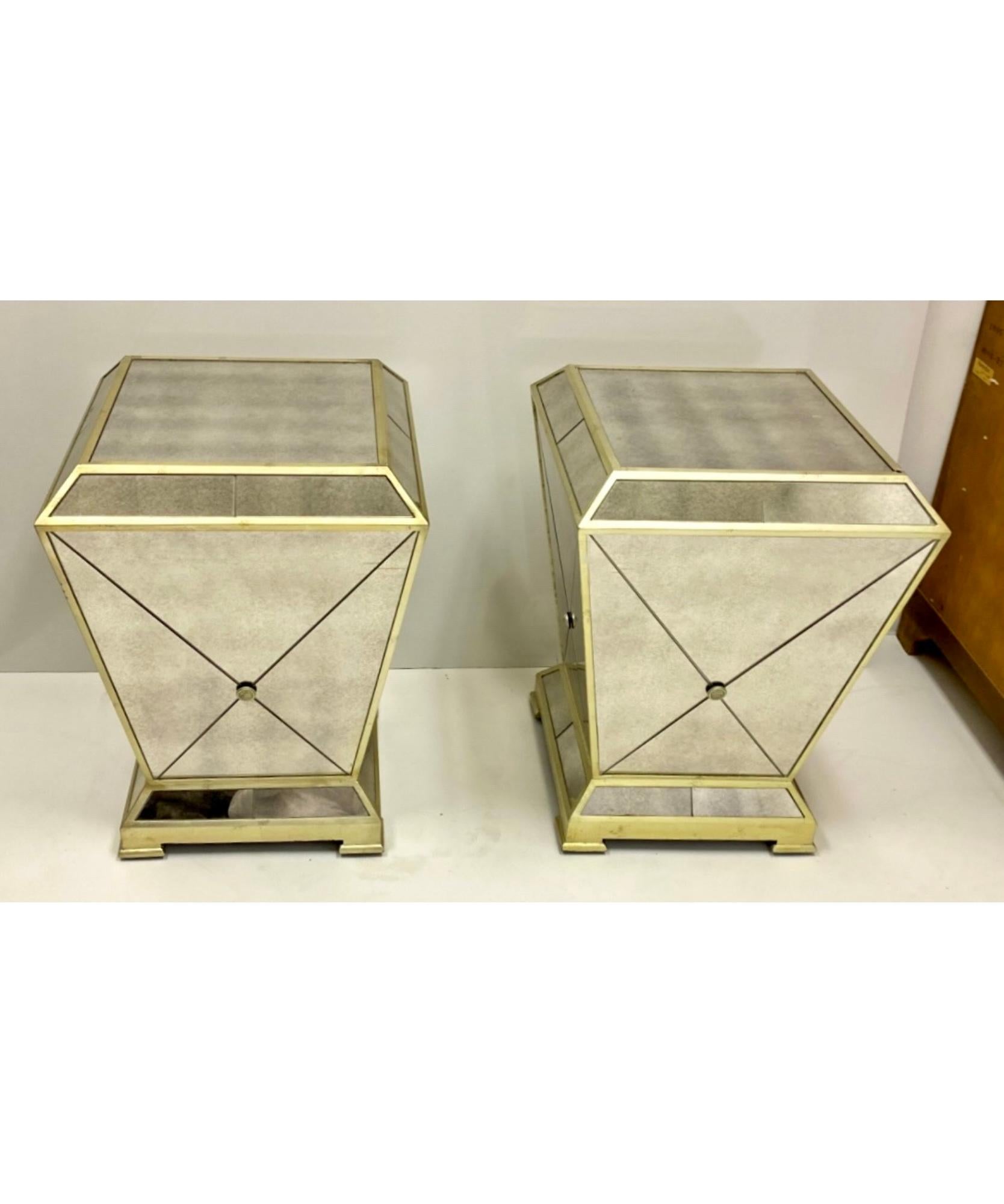 American 1980s Large Neo-Classical Style Mirror & Brass Pedestals or Side Tables - Pair For Sale