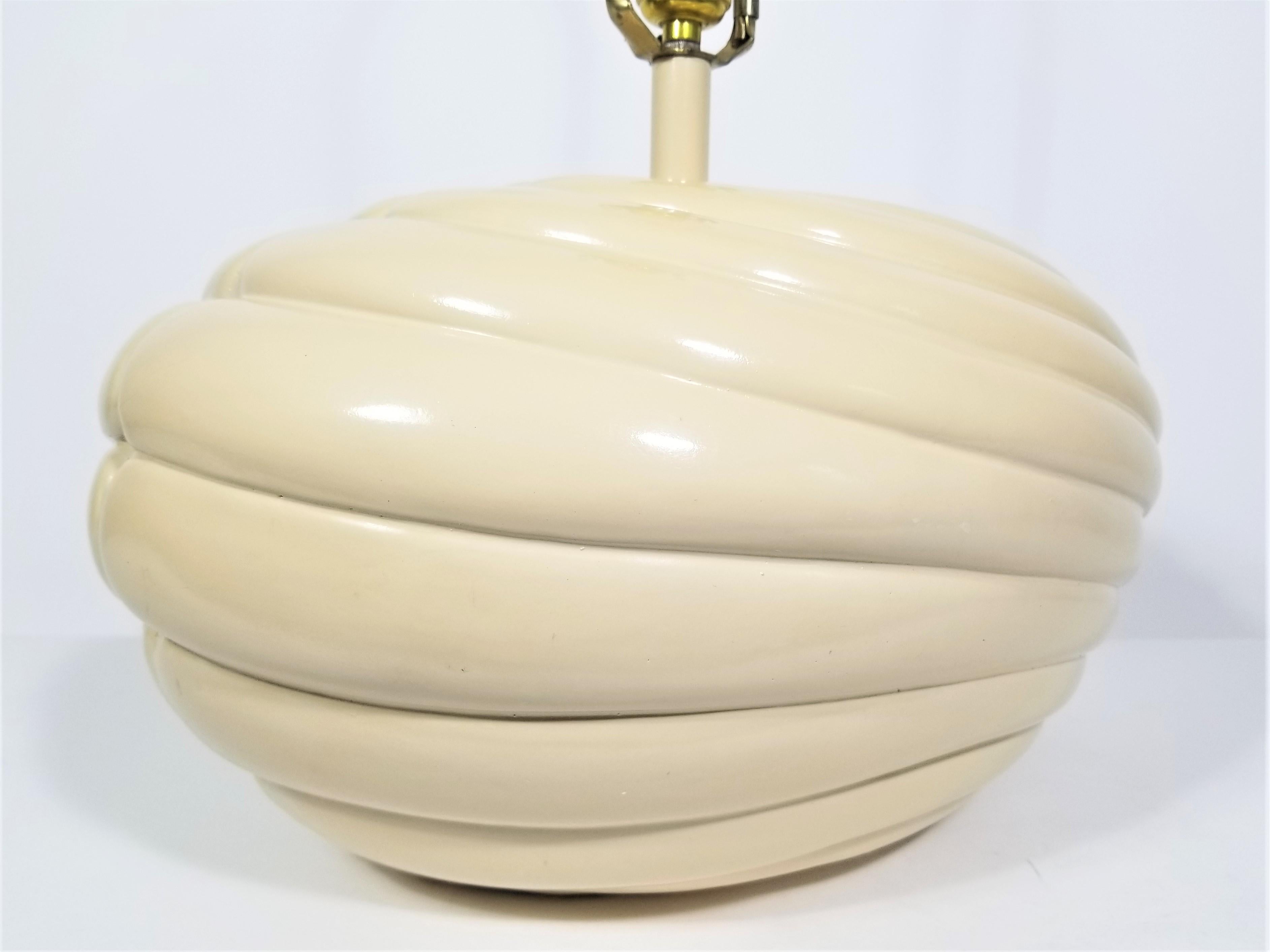 1980s Large Off White Shell Inspired Sculptural Table Lamp 1