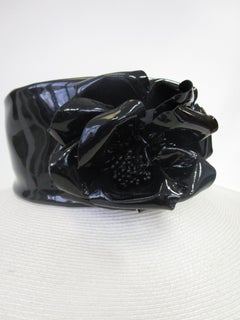 1980s Large White Brim Hat with Black Patent Flower