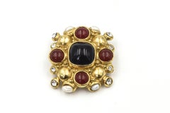 1980s Lazaro Diaz NY Neoclassical Costume Brooch