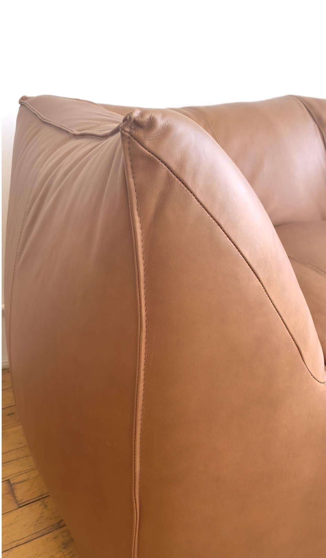 Le Bambole Leather Sofa Designed by Mario Bellini for B&B Italia  For Sale 3