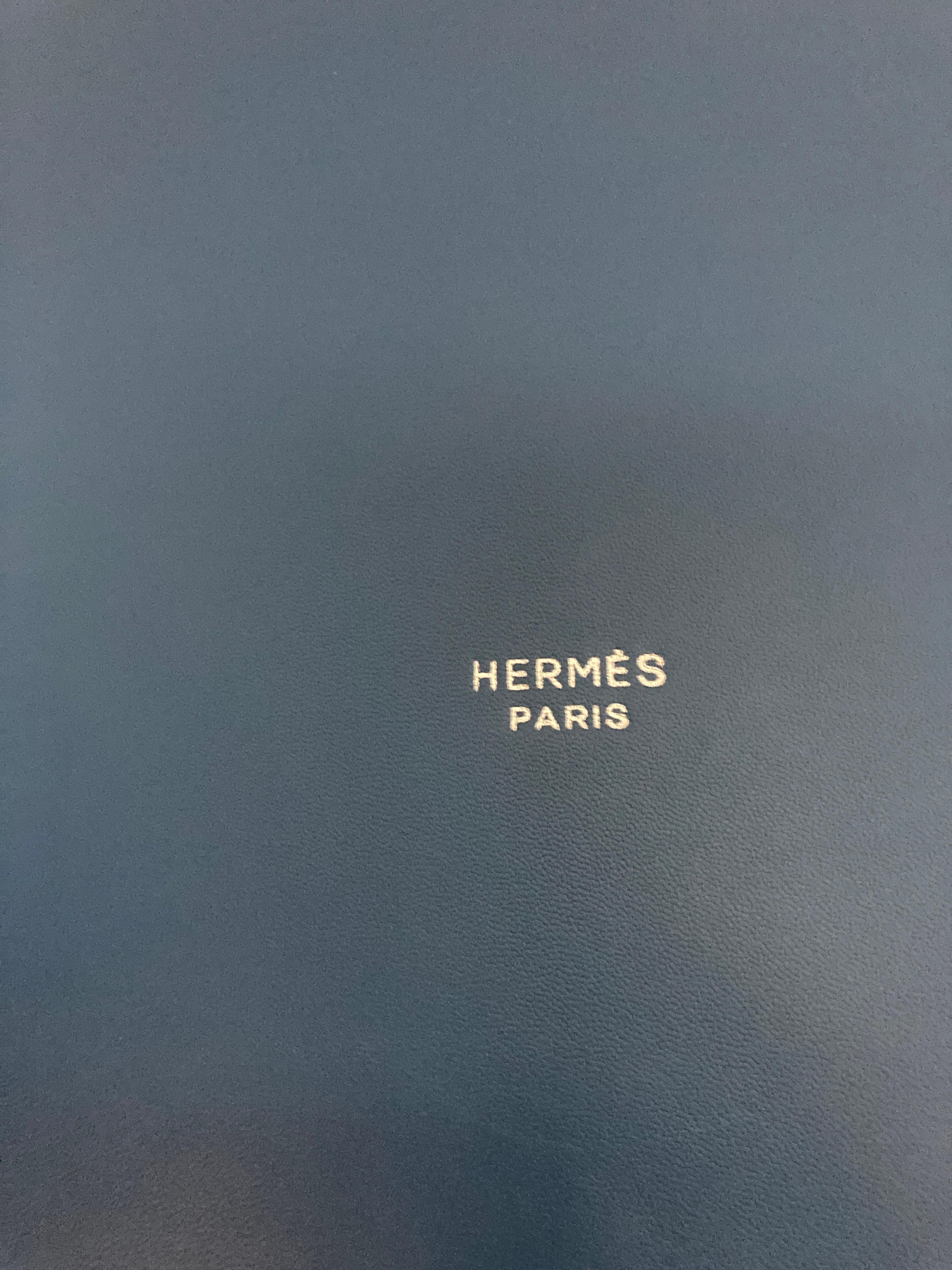 1980er Jahre Leder und Metall vide poche von Maison Hermès im Angebot 1