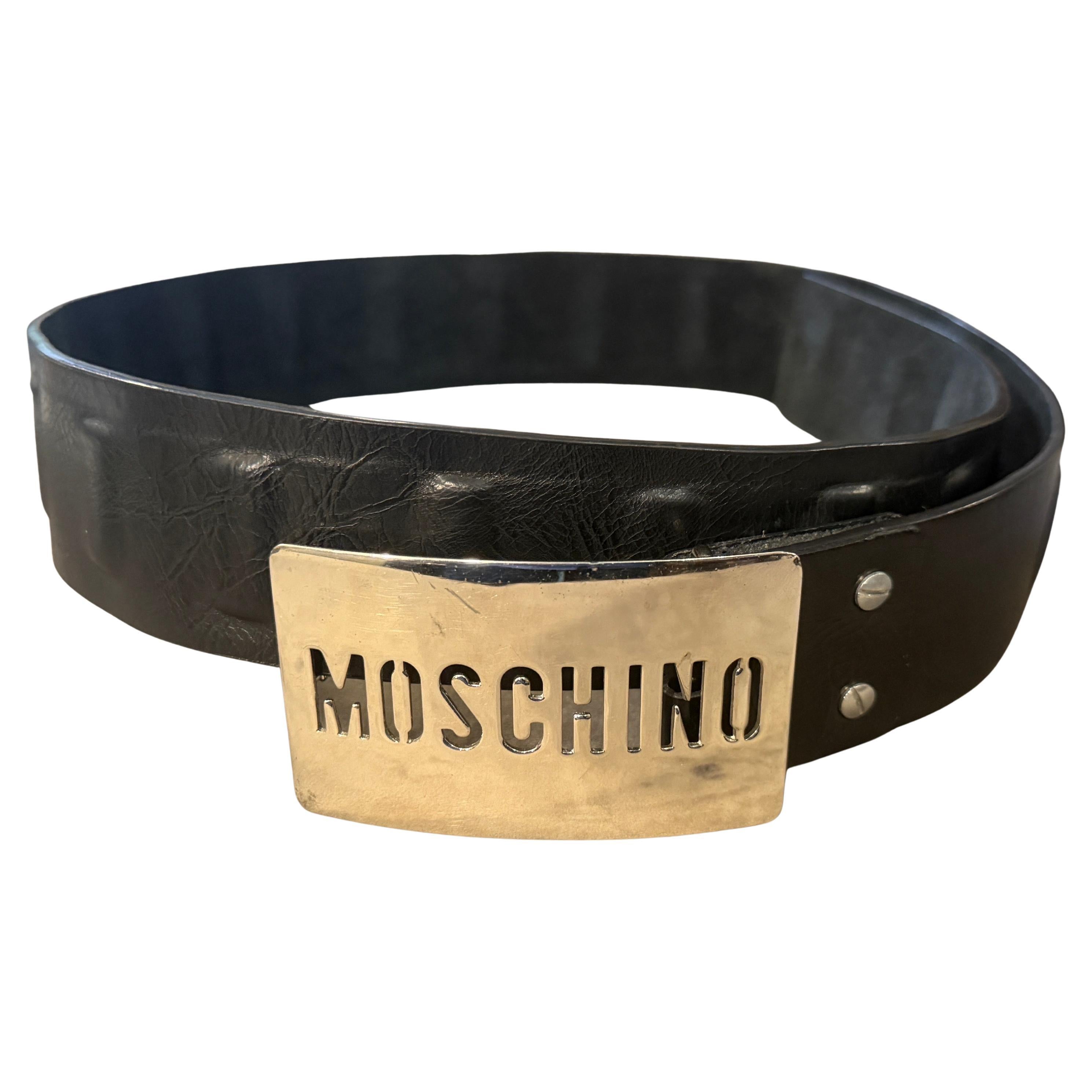 Ceinture Icone en cuir et acier des années 1980 de Franco Moschino en vente