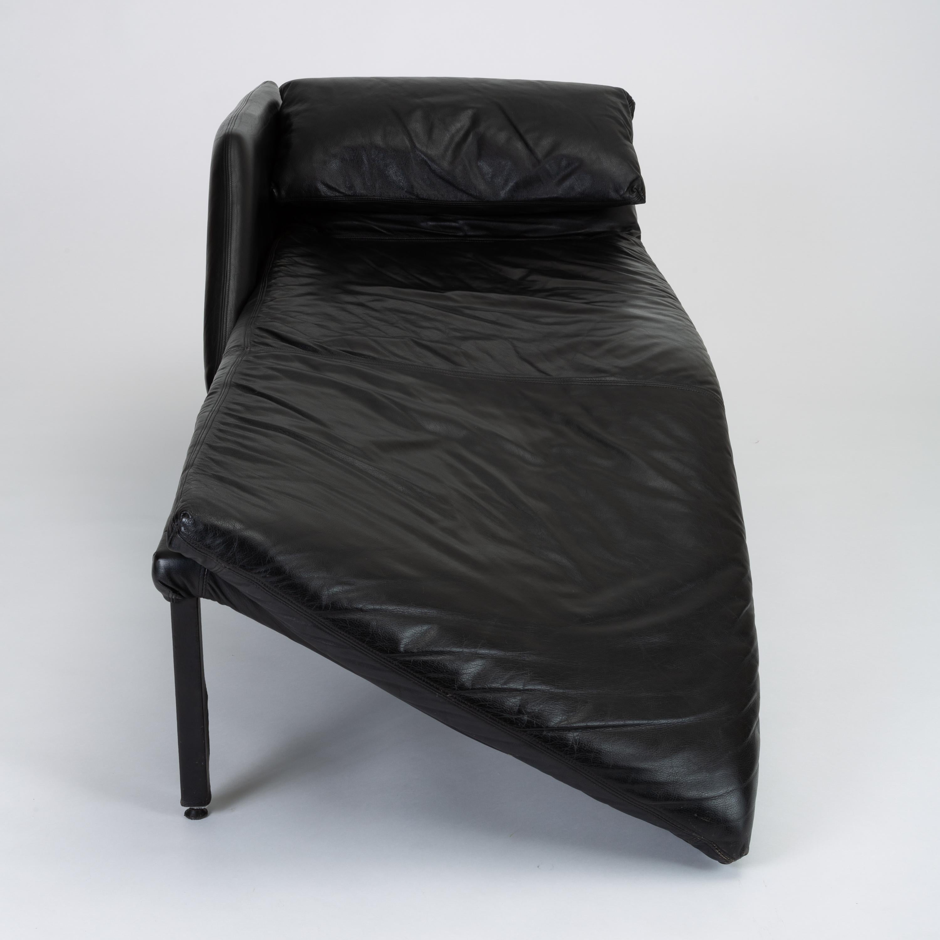 1980s Leather Chaise Lounge by Preview 2