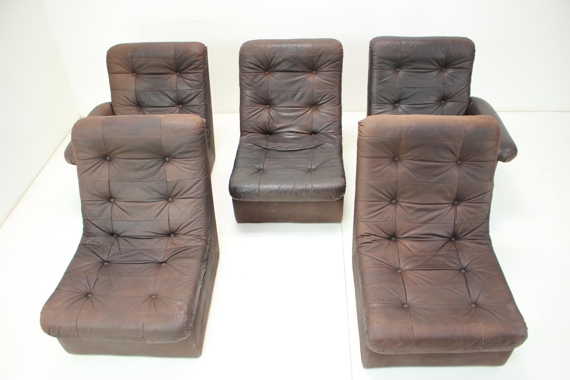 Late 20th Century 1980s Leather Modular Five Seater Sofa For Sale