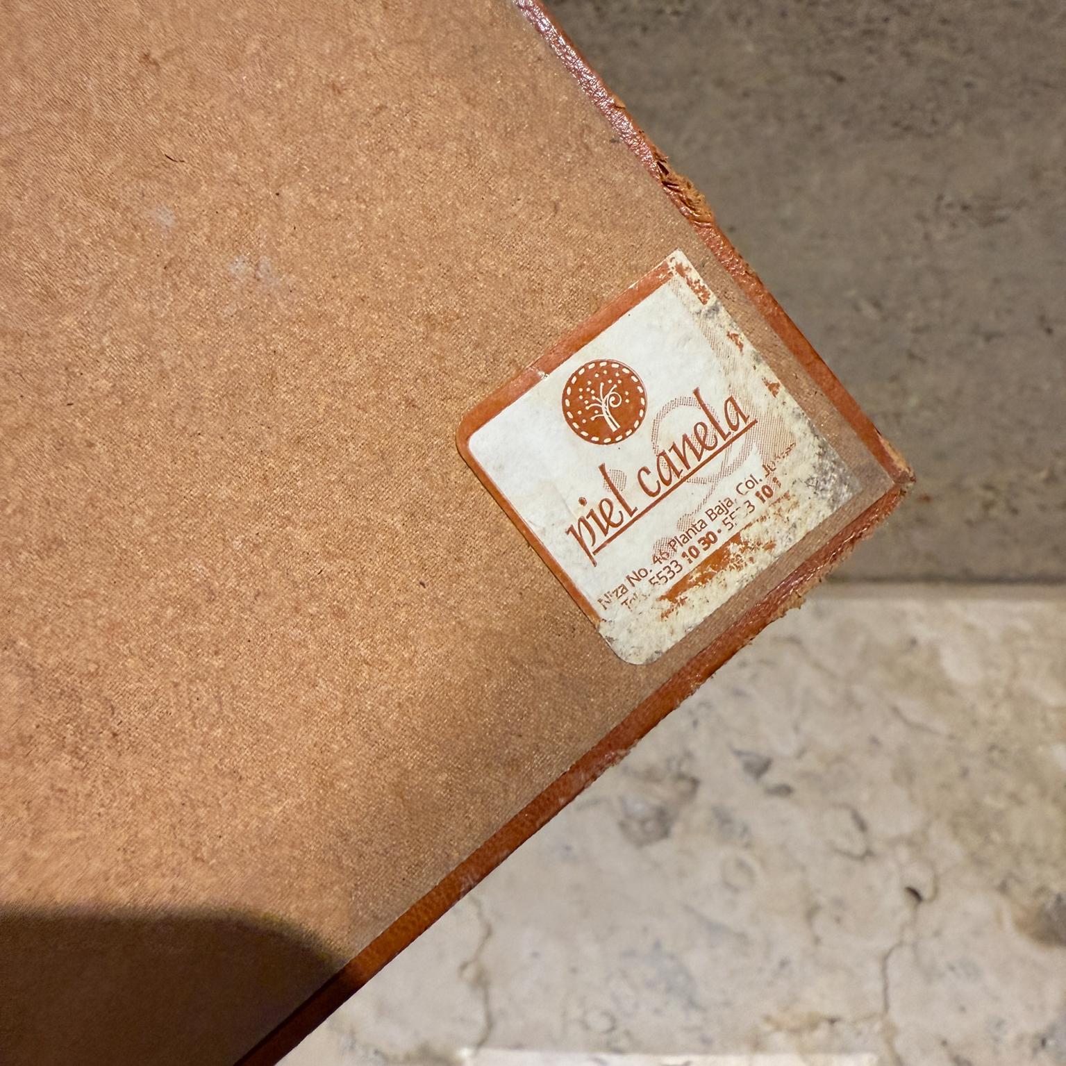 1980s Leather Sectioned Box Piel Canela Juarez Città del Messico in vendita 9